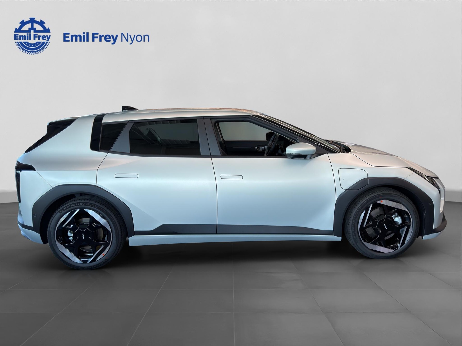 KIA EV4 81 kWh Earth+-showroom-element-2