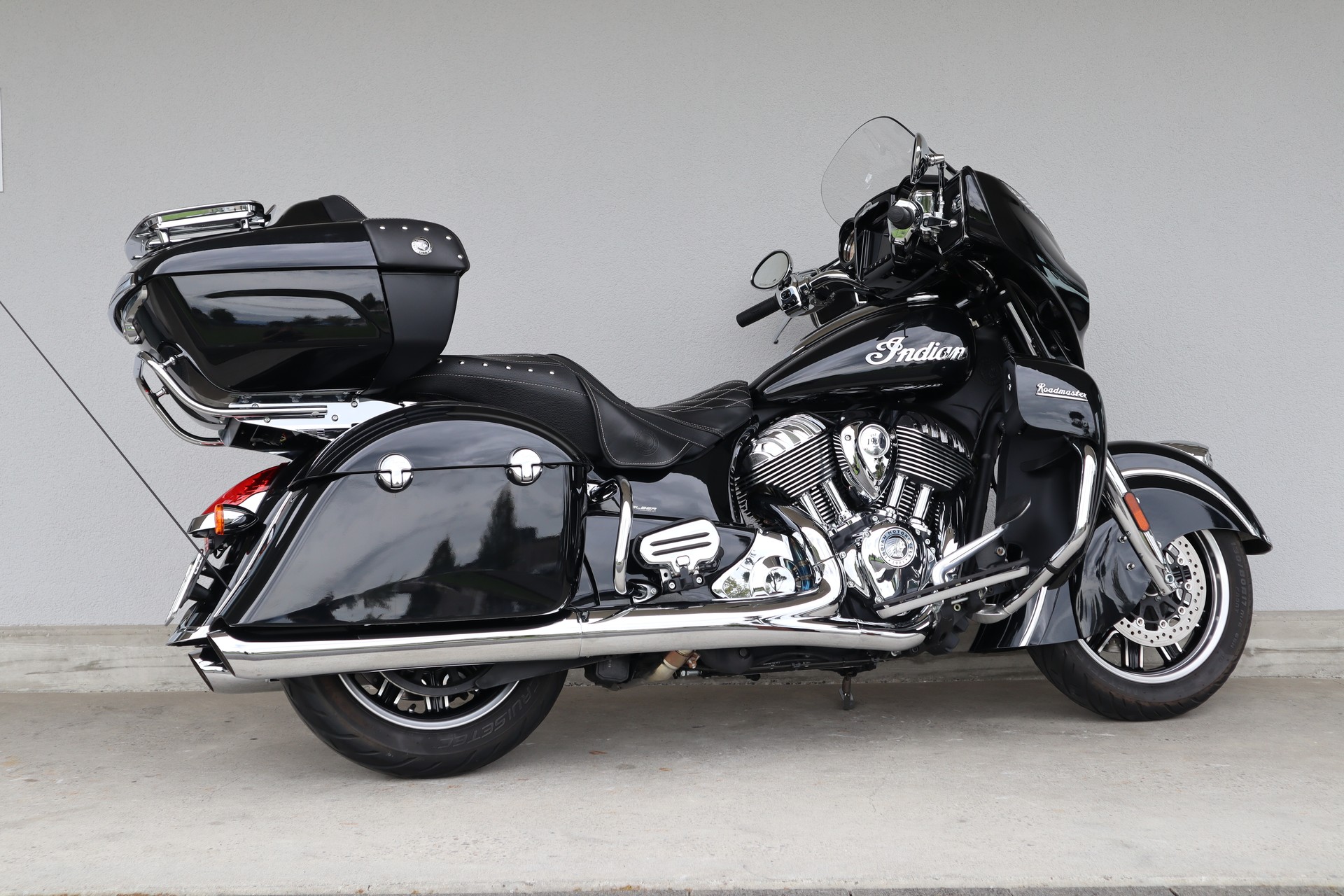 INDIAN Roadmaster-image-2