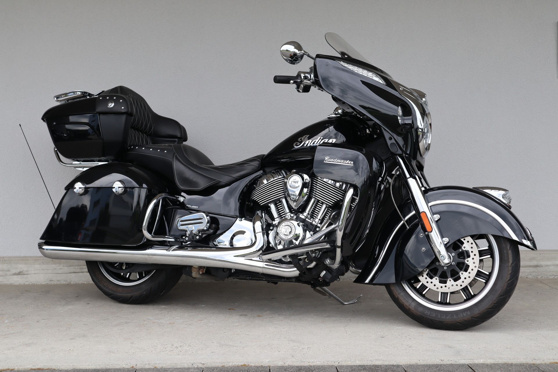 INDIAN Roadmaster-image-1