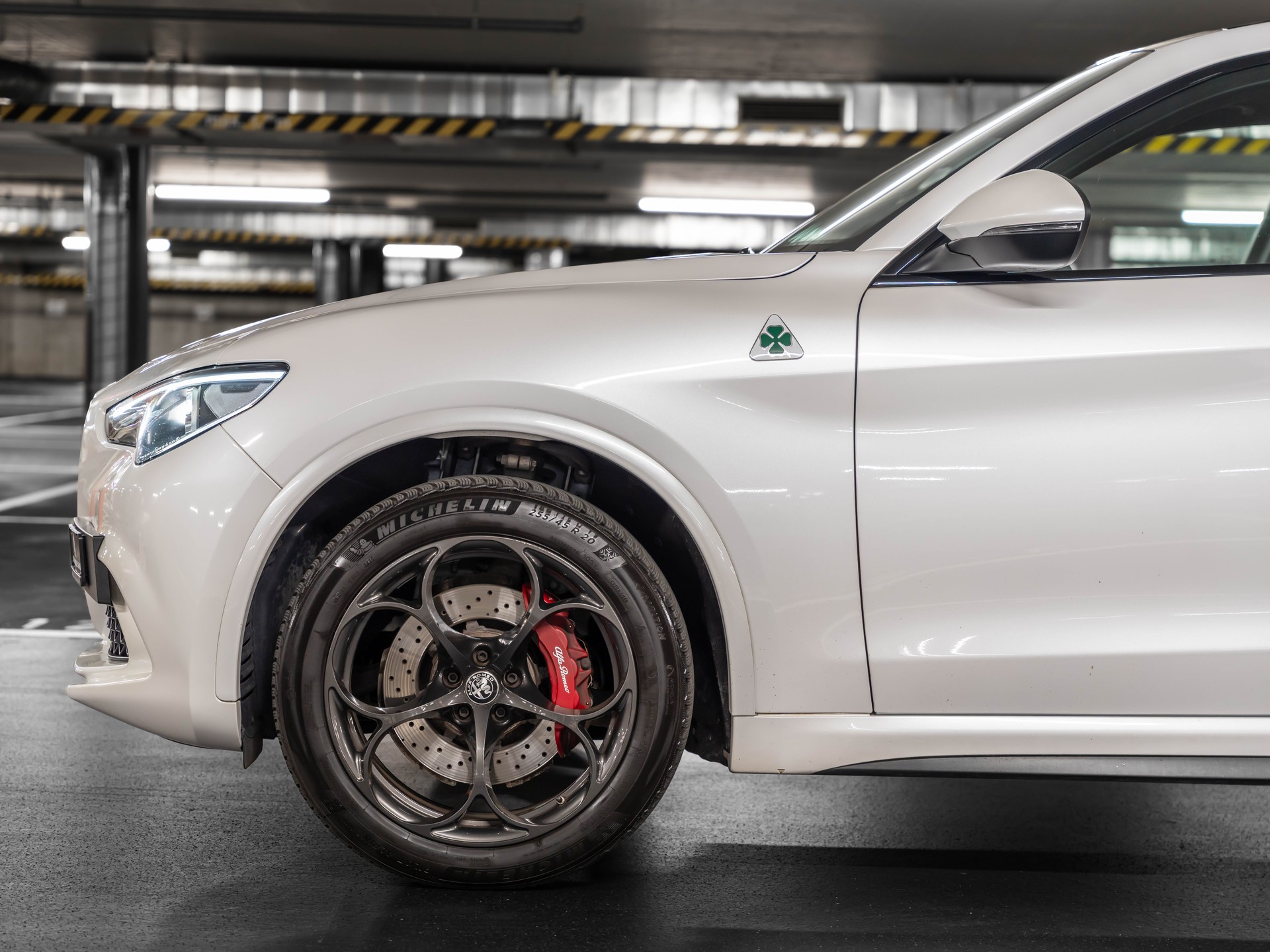 ALFA ROMEO Stelvio 2.9 V6 Quadrifoglio Q4 Automatic-showroom-element-3