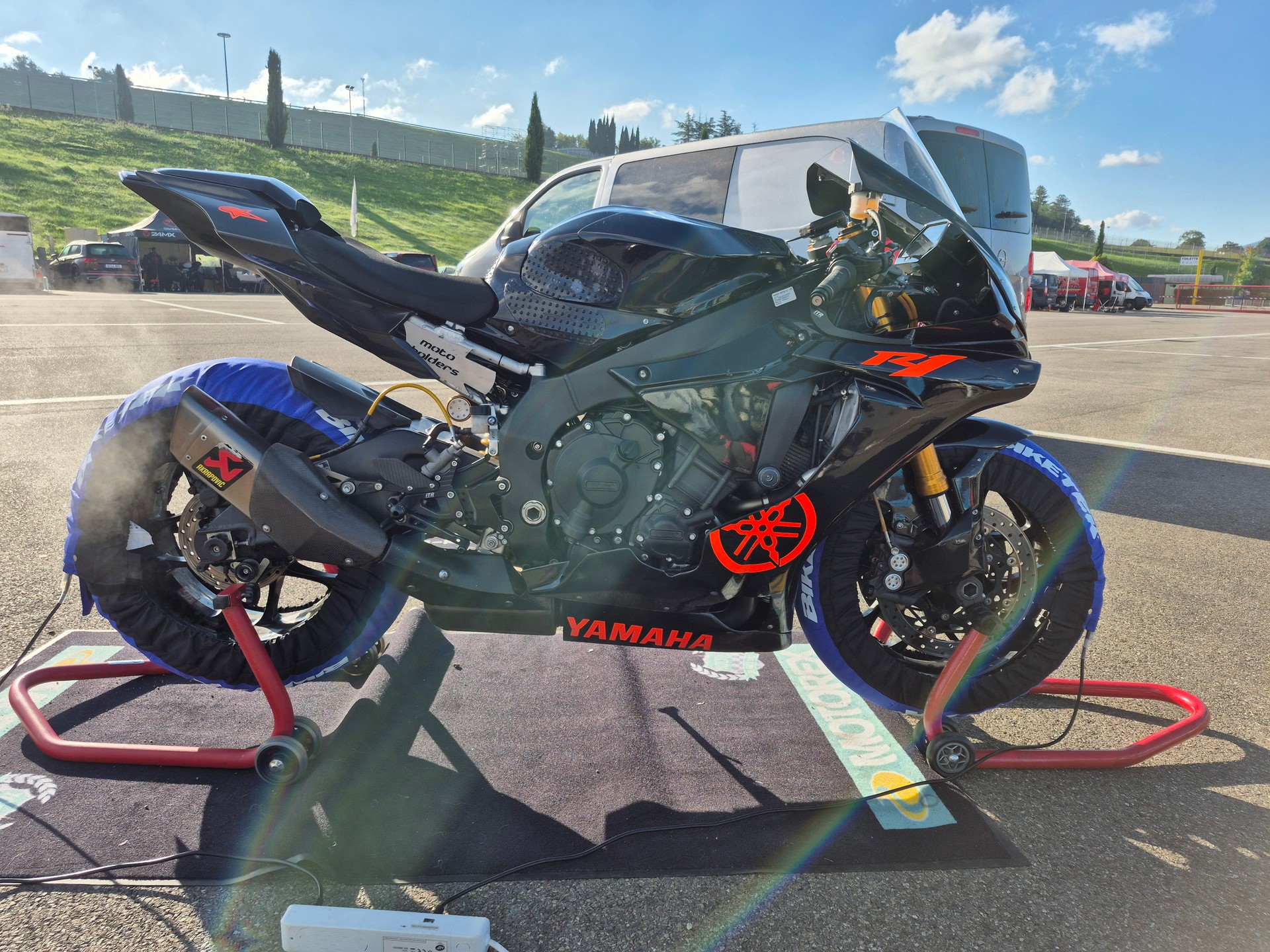YAMAHA YZF-R1 ABS-image-5