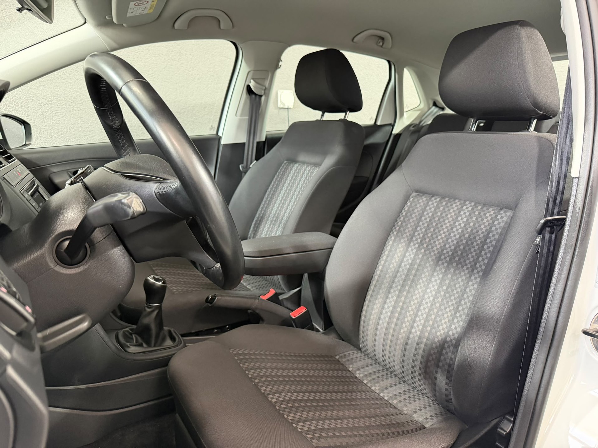 VW Polo 1.2 TSI BMT Comfortline-image-6