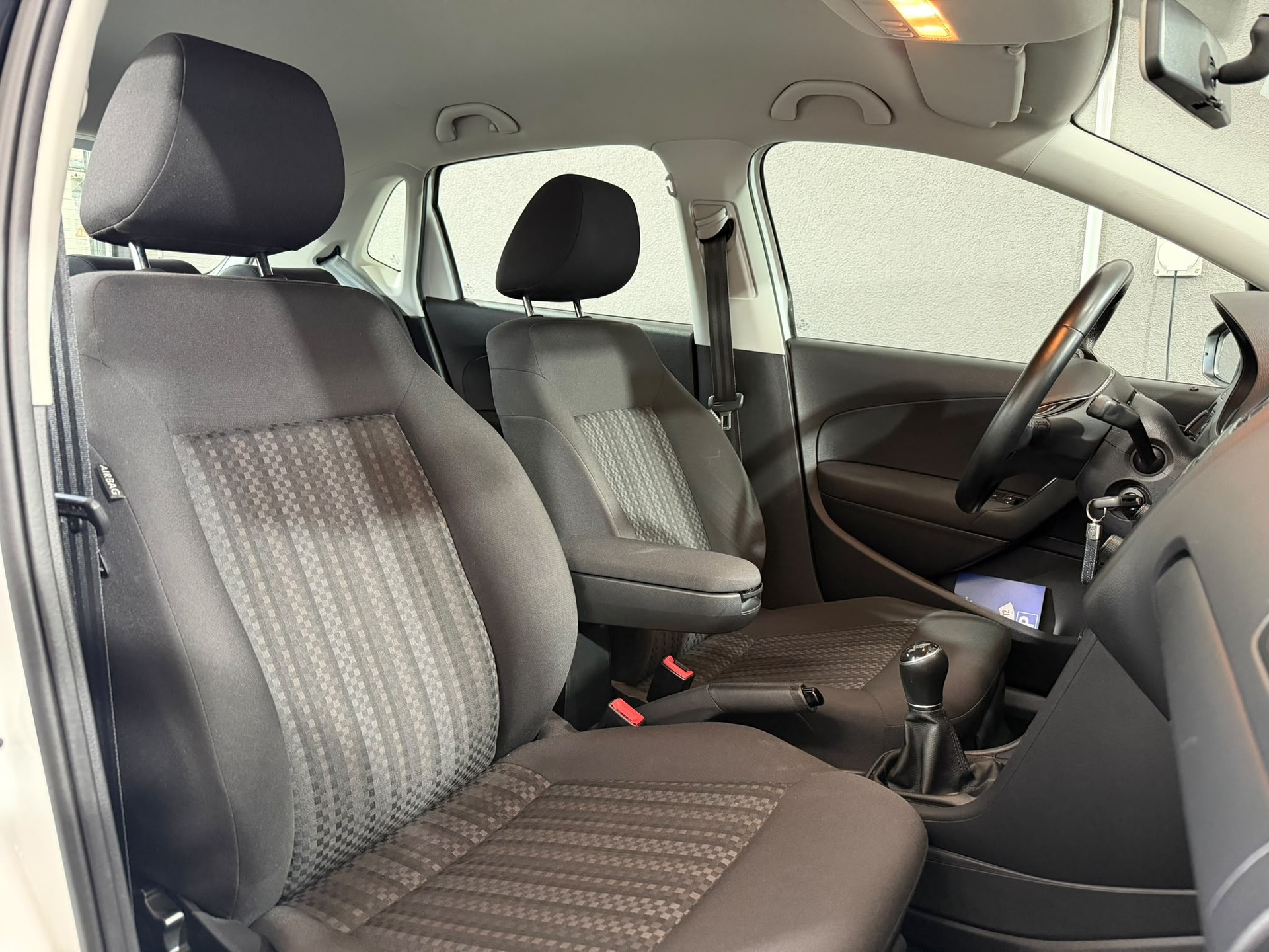 VW Polo 1.2 TSI BMT Comfortline-image-7