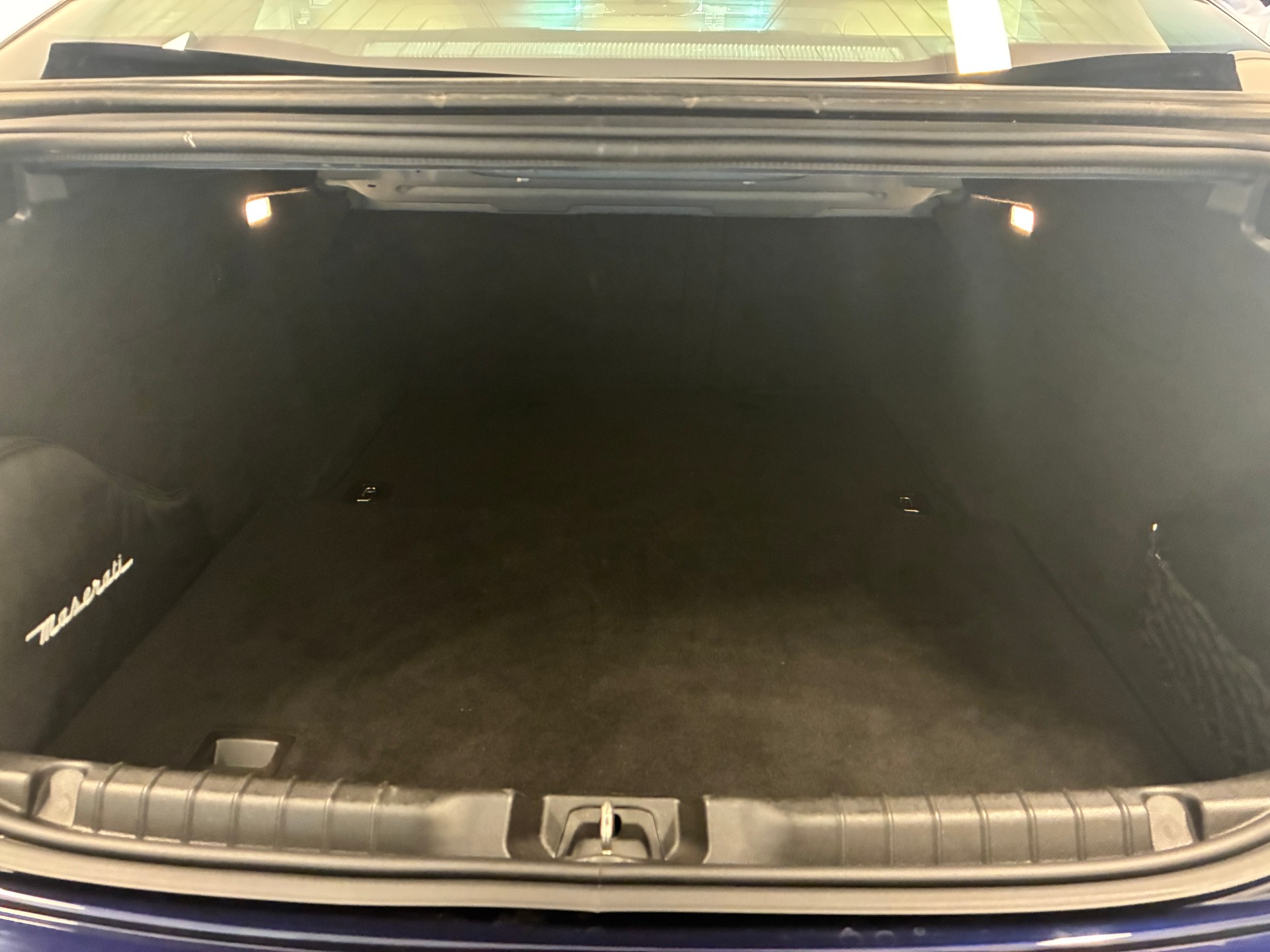 MASERATI Ghibli 3.0 V6 S Q4-image-6