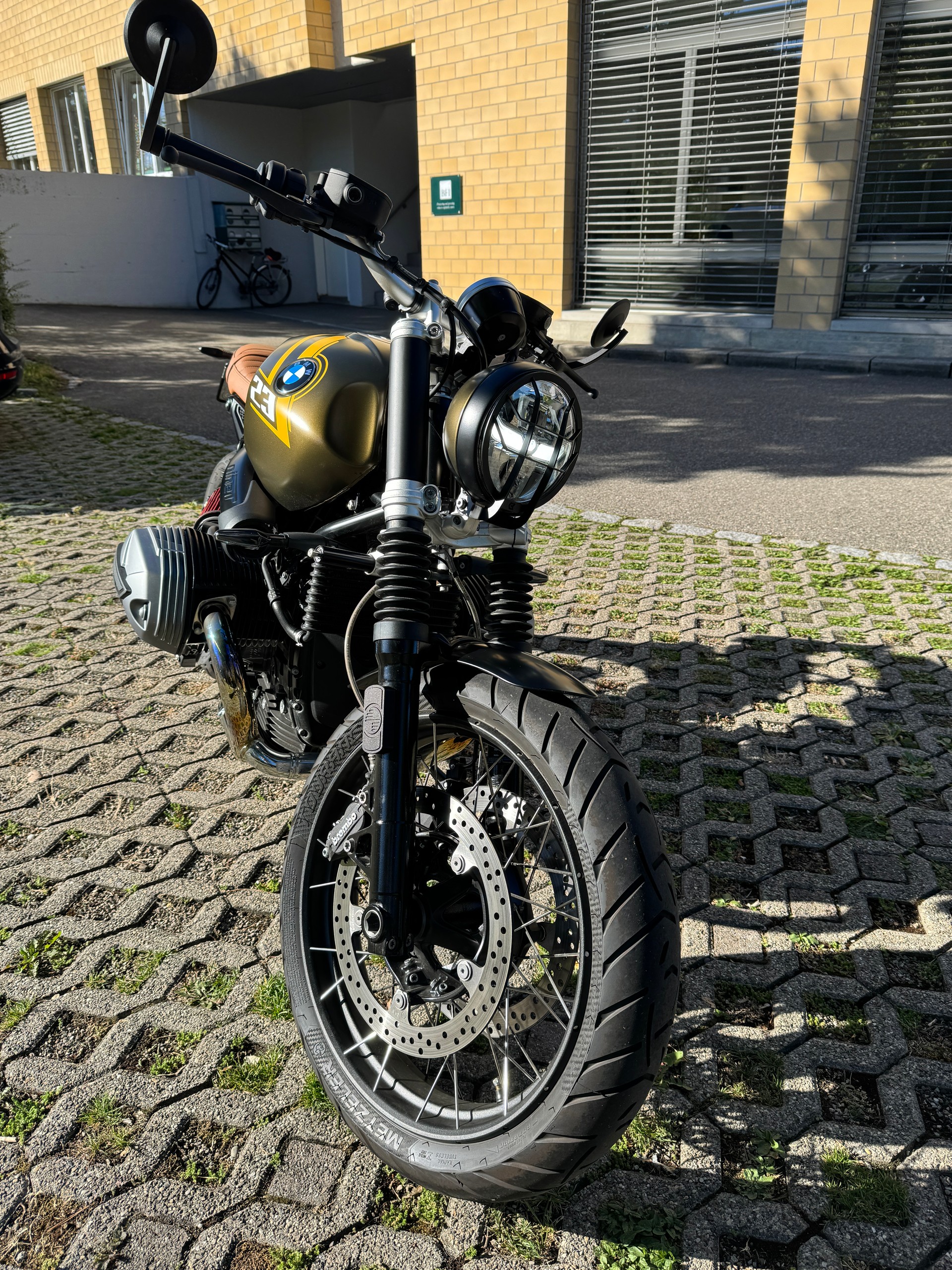 BMW R nineT Scrambler-image-5