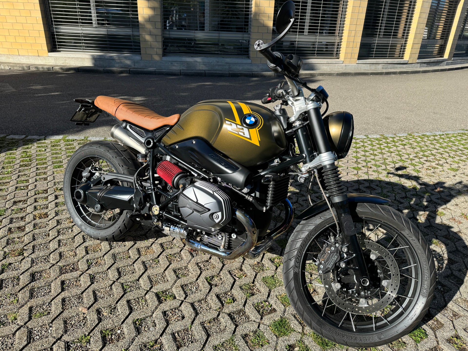 BMW R nineT Scrambler-image-4