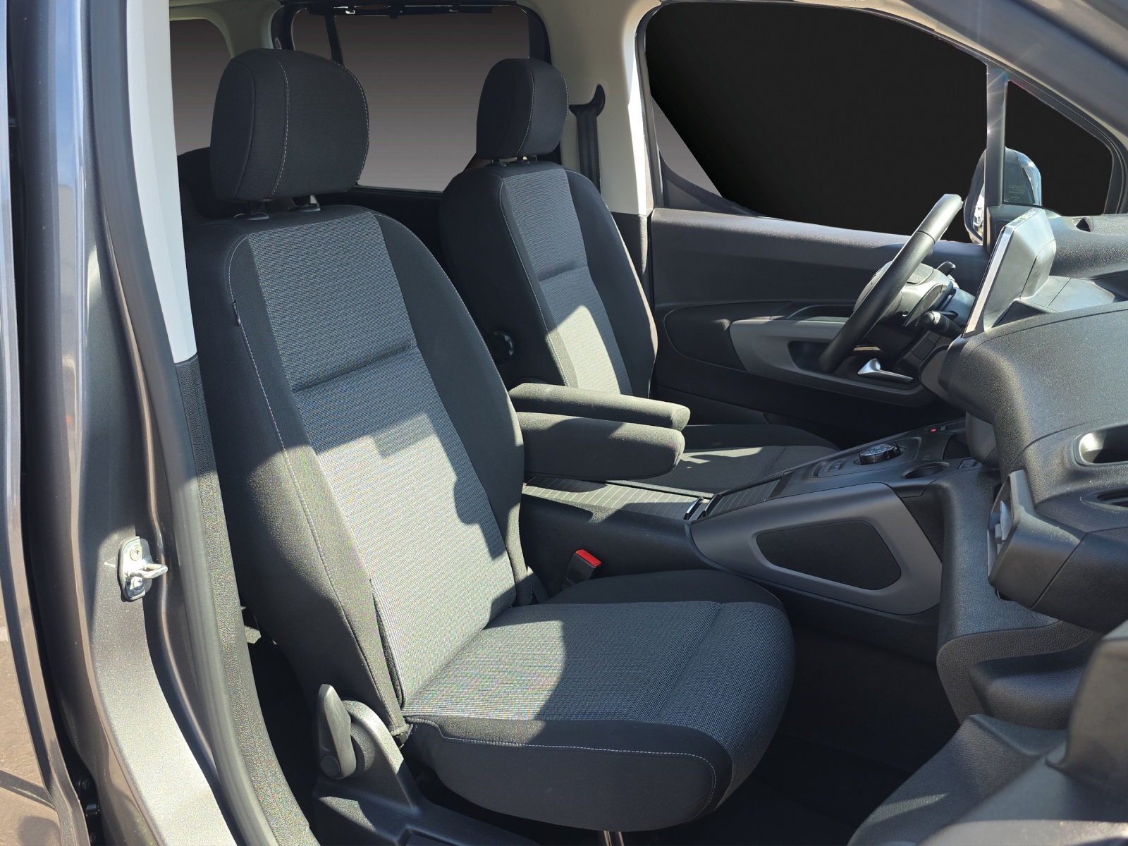 TOYOTA Proace City Verso 1.2 Style Long Automatik-image-16