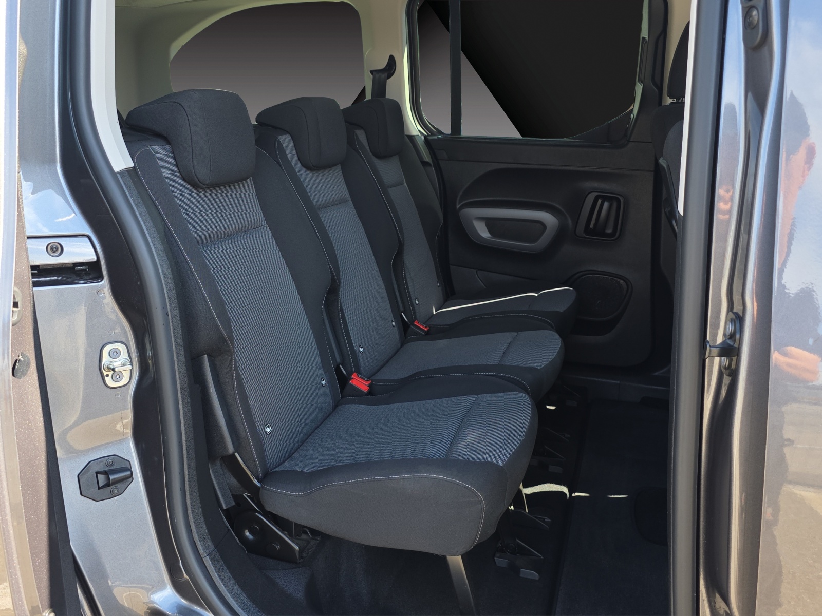 TOYOTA Proace City Verso 1.2 Style Long Automatik-image-17