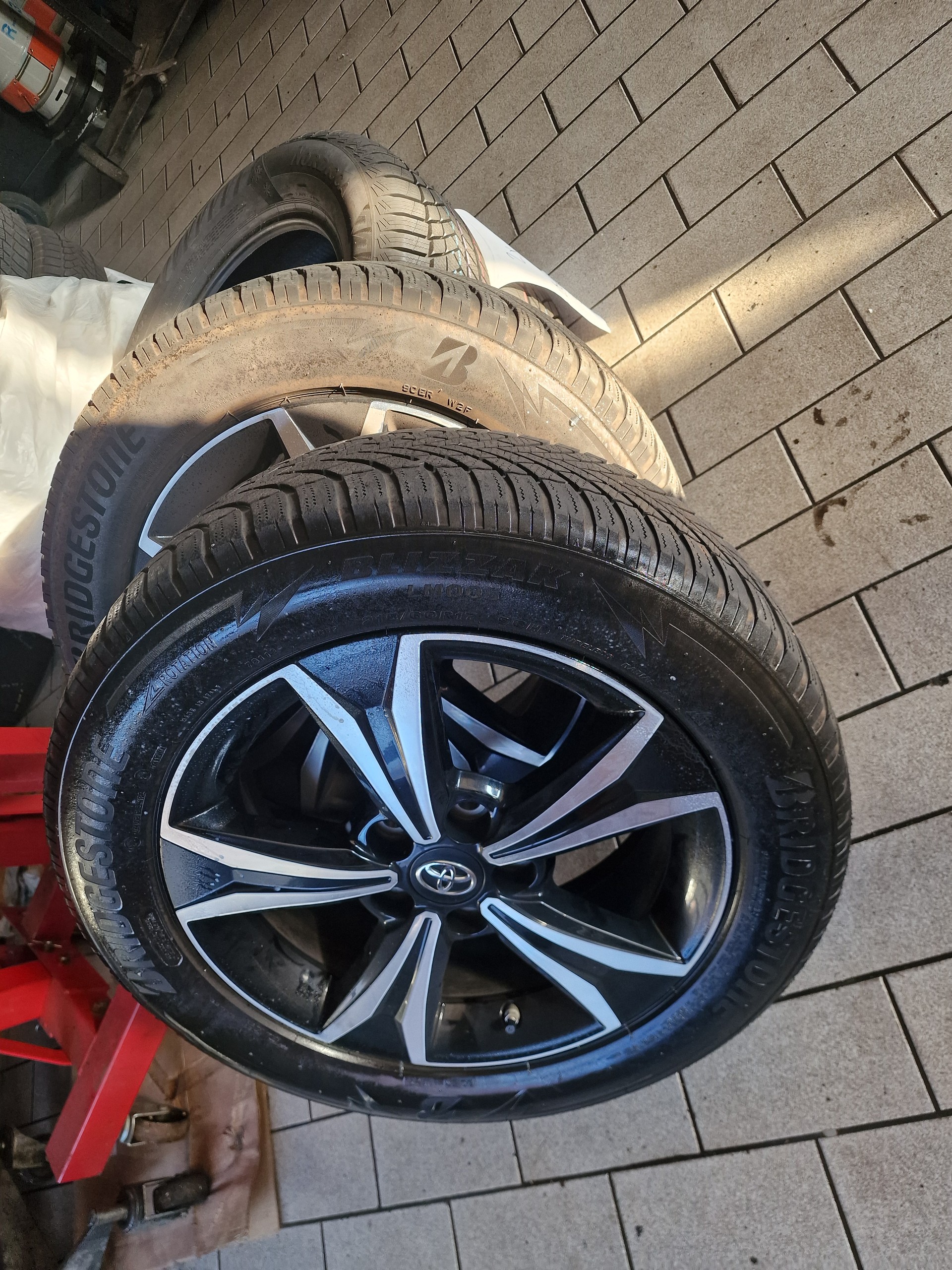 TOYOTA C-HR 2.0 HSD CVT Trend 8xAlu 24Mt Gara-image-26