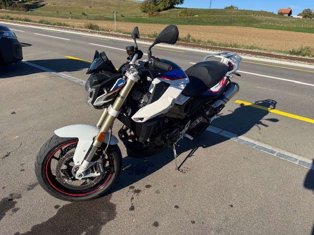 BMW F 800 R ABS-image-1