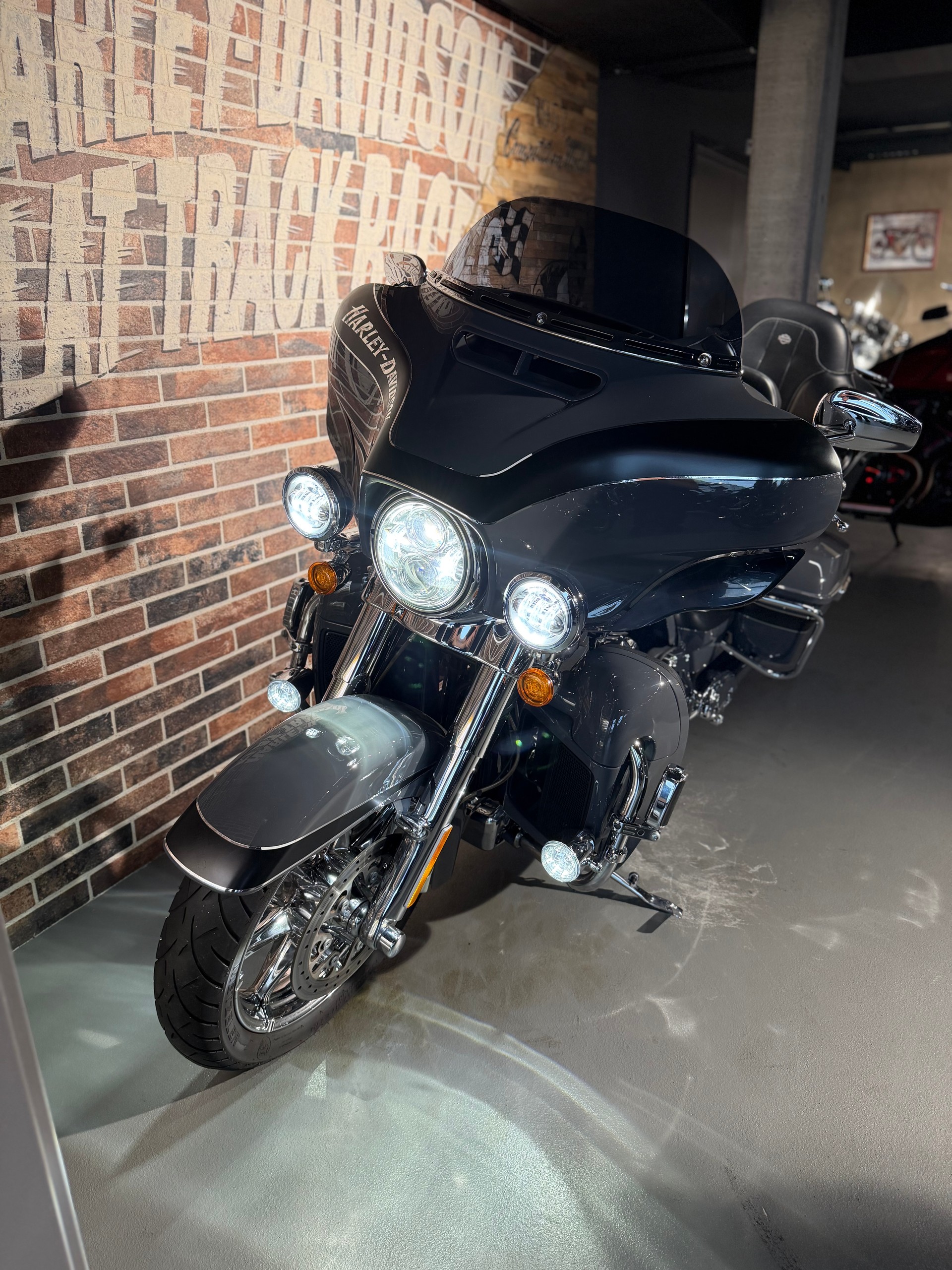HARLEY-DAVIDSON FLHTKSE Electra Glide Ultra Limited CVO-image-4