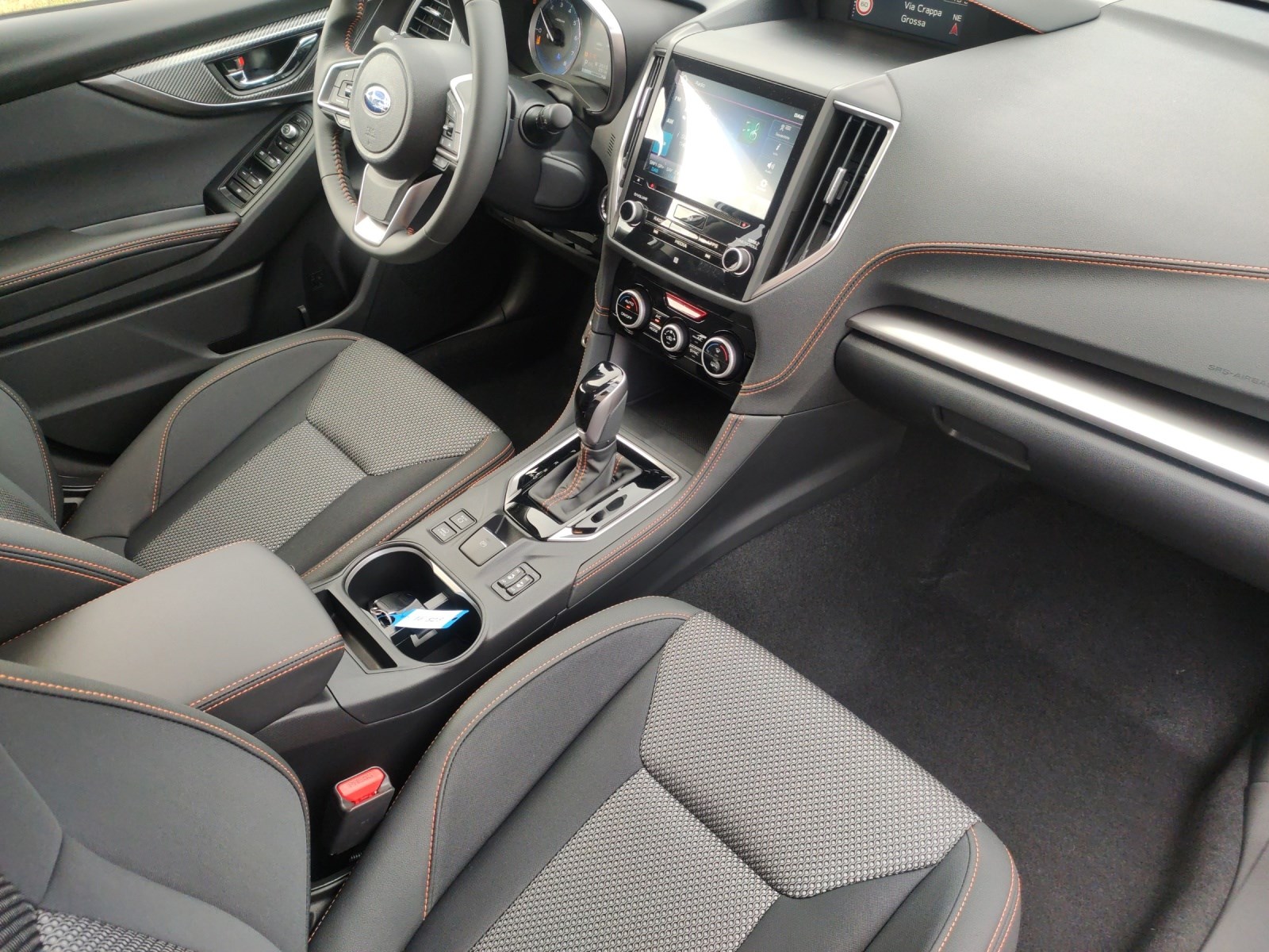 SUBARU XV 2.0 e-Boxer Swiss Plus AWD Lineartronic-image-11