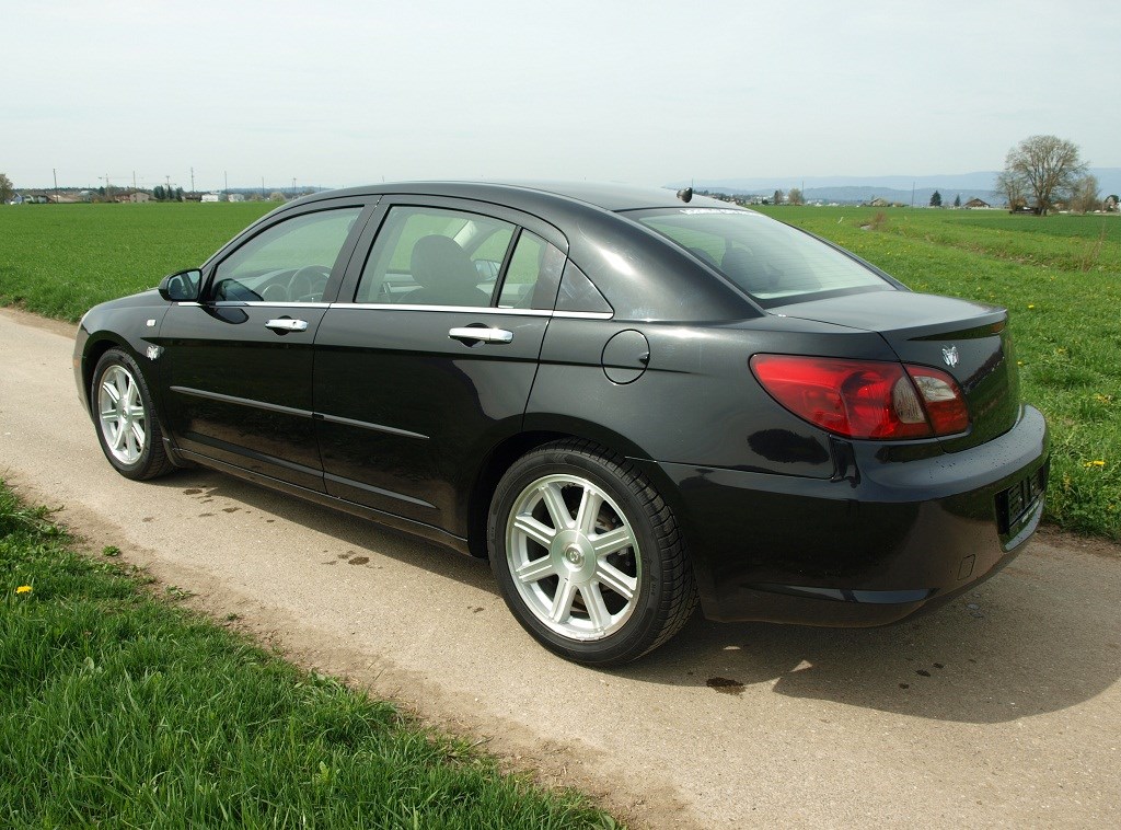 CHRYSLER Sebring 2.7 V6 Limousine Ltd.-image-7
