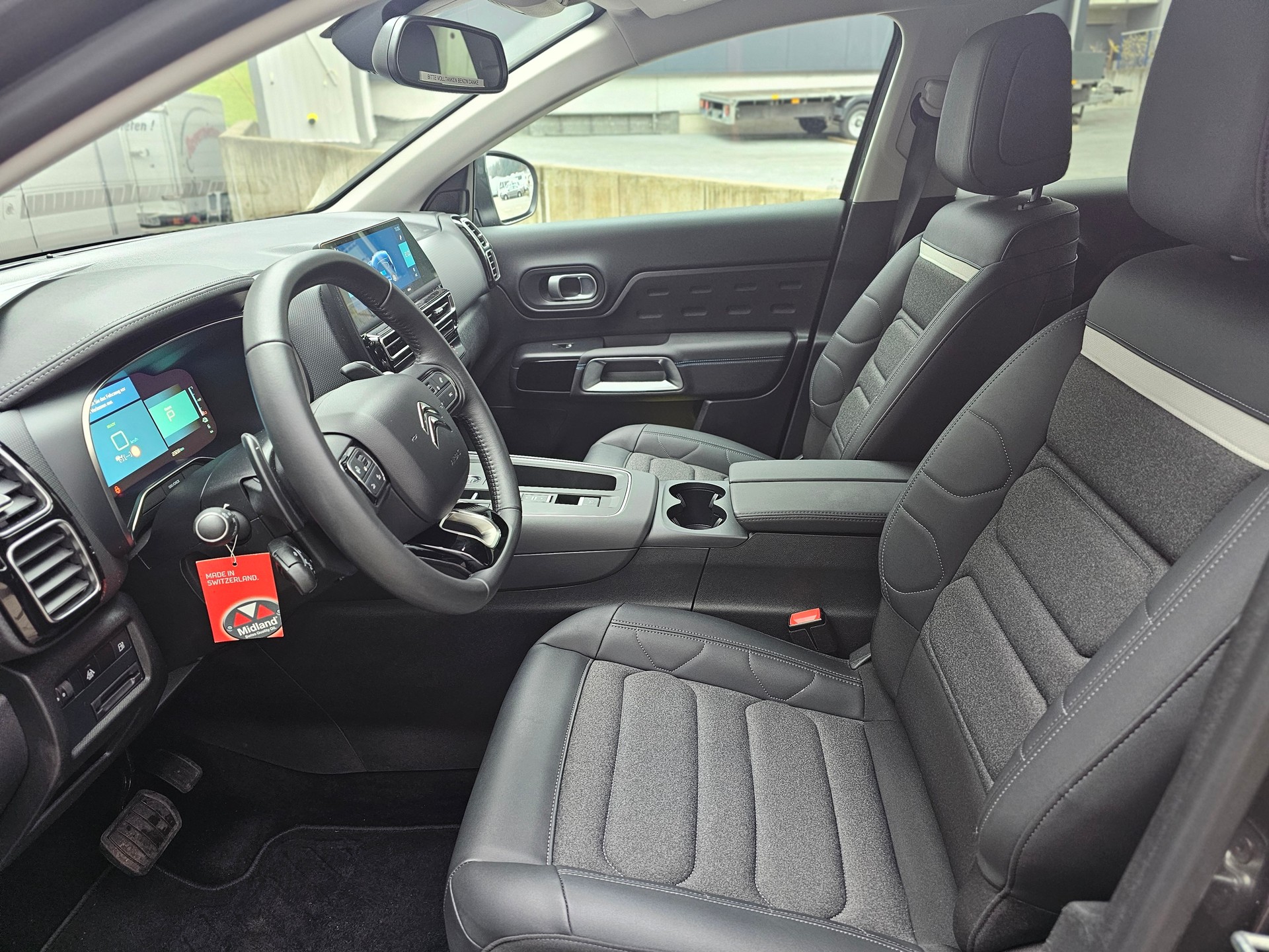 CITROEN C5 Aircross 1.6 PHEV Swiss Edition Plug-in Hybrid-image-6