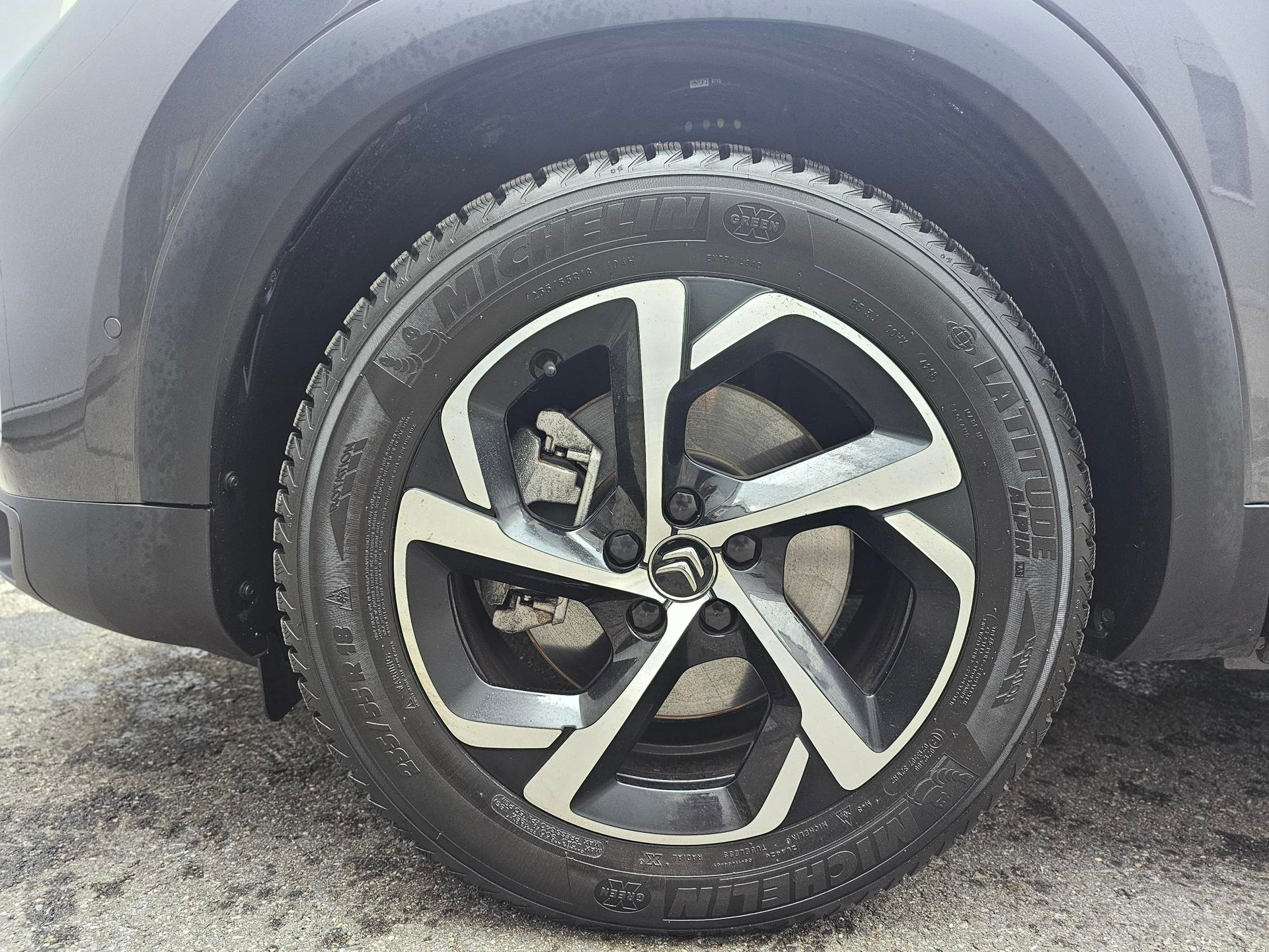 CITROEN C5 Aircross 1.6 PHEV Swiss Edition Plug-in Hybrid-image-5