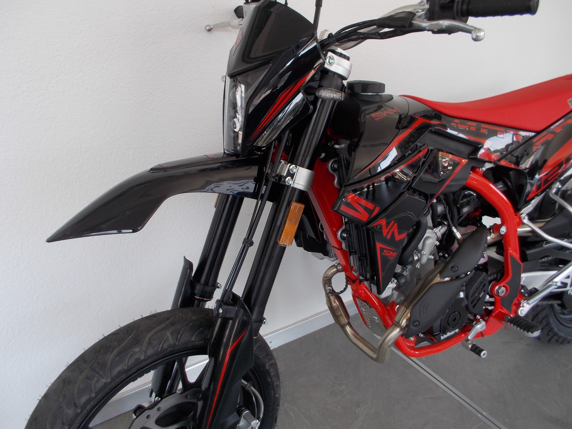 SWM SM 125 R-image-3