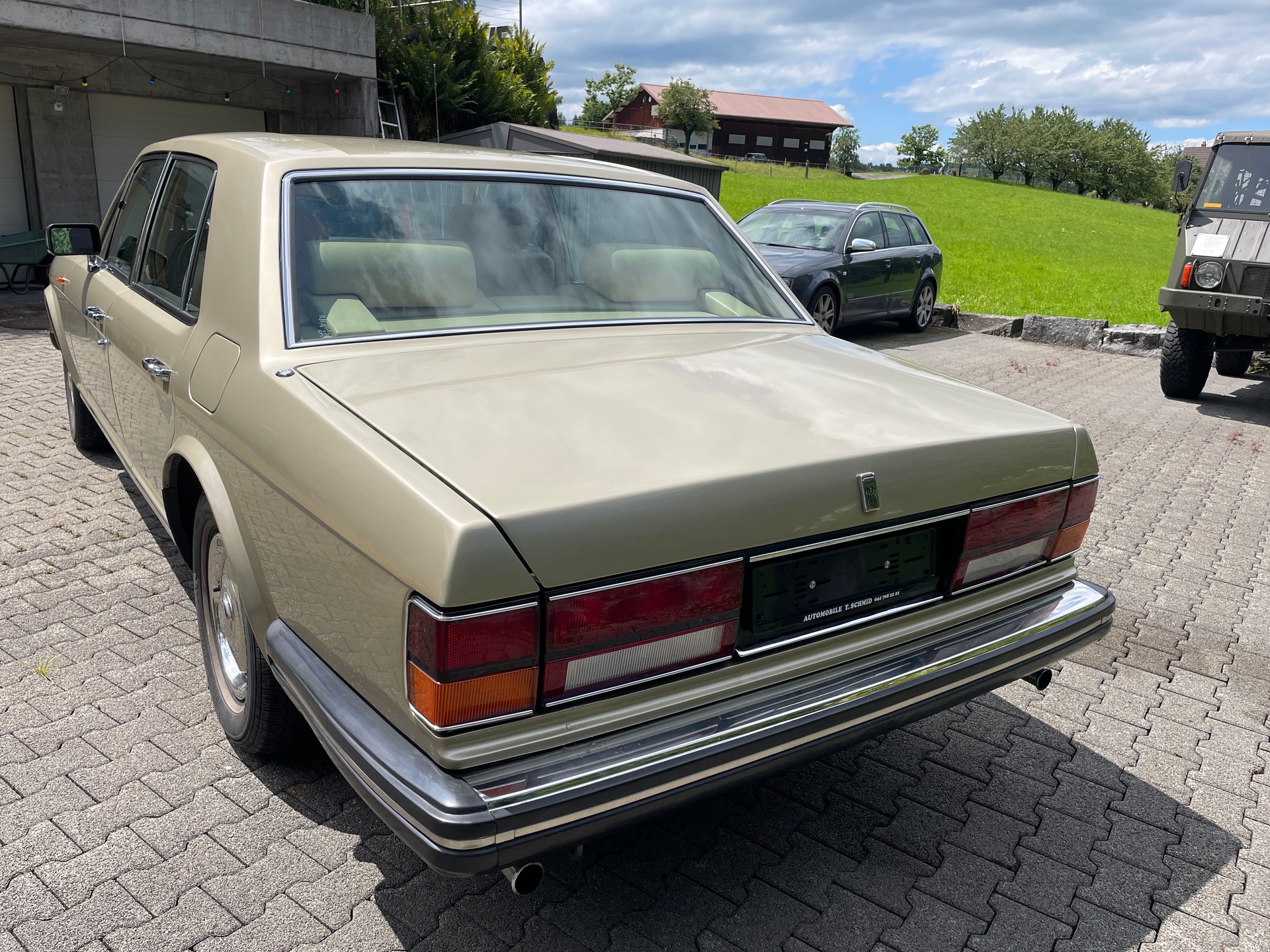 ROLLS-ROYCE Silver Spirit-image-3