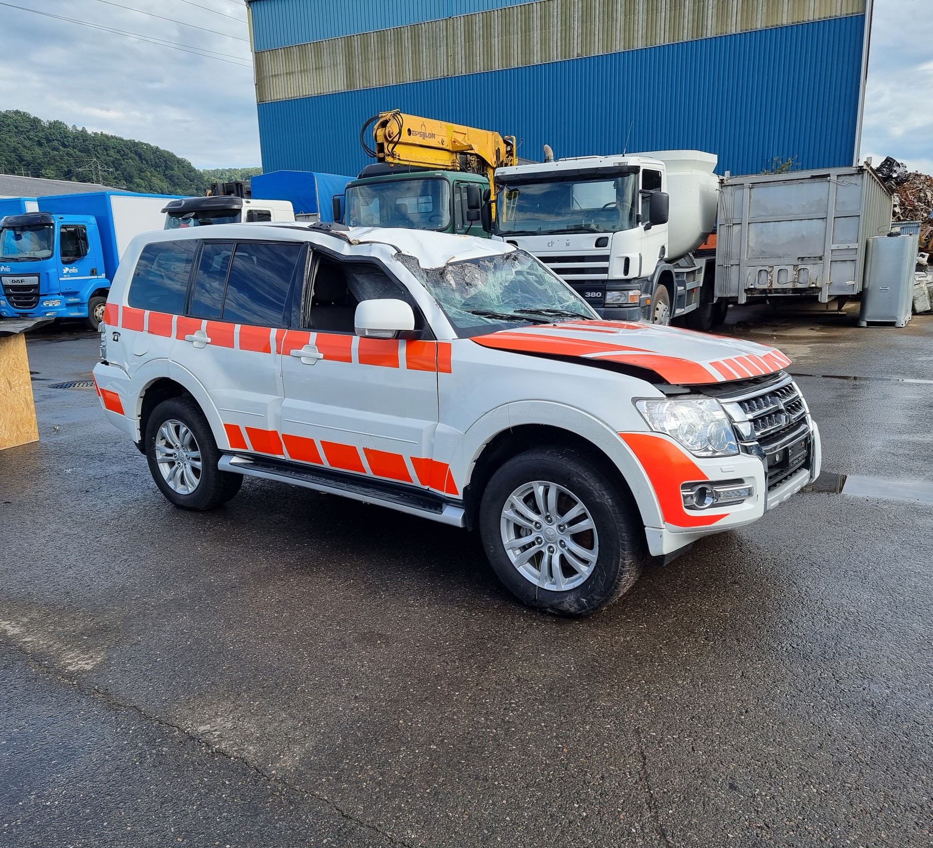 MITSUBISHI Pajero 3.2 DI-D Value Automatic