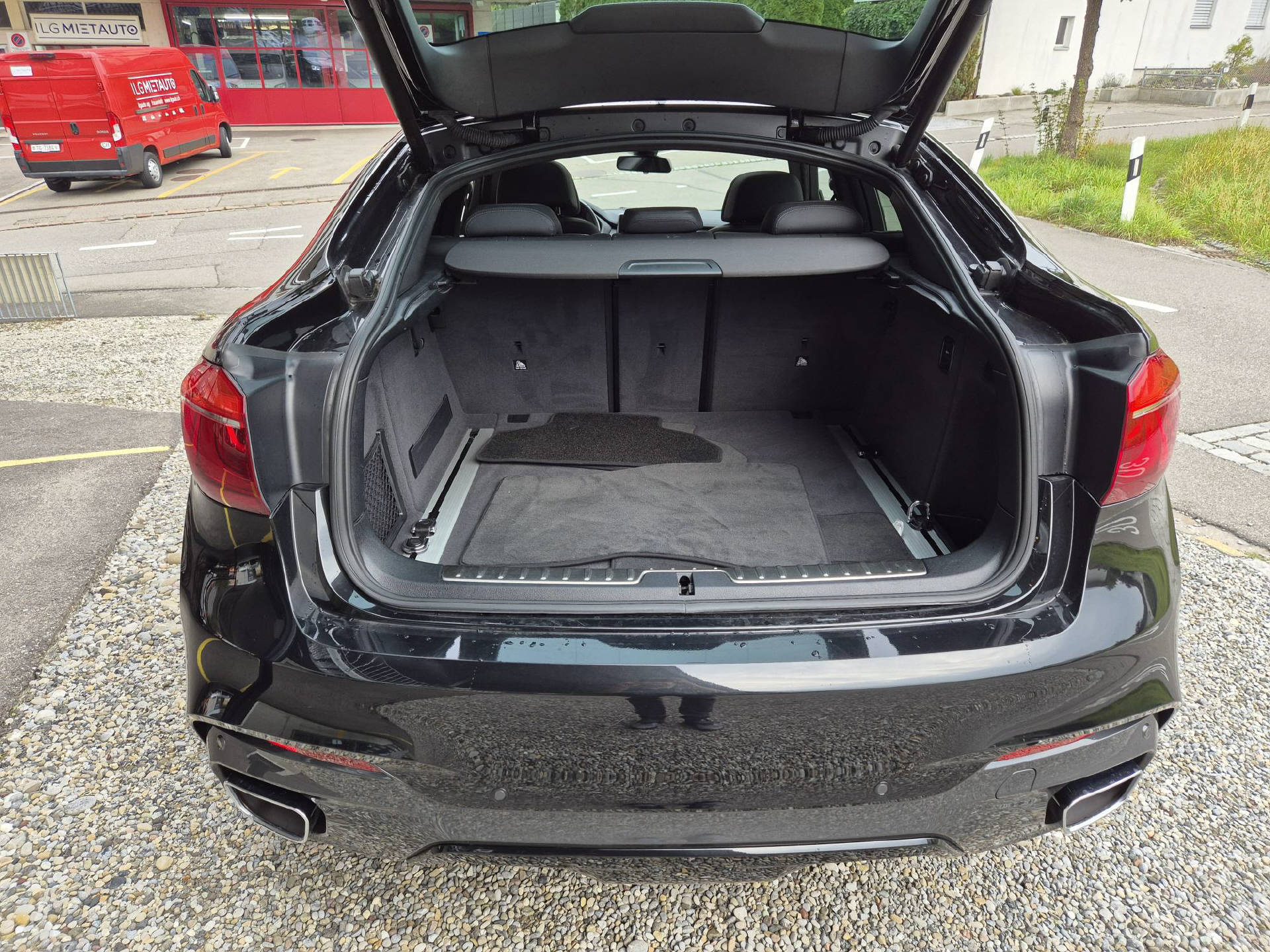 BMW X6 40d xDrive M-Sport-image-6