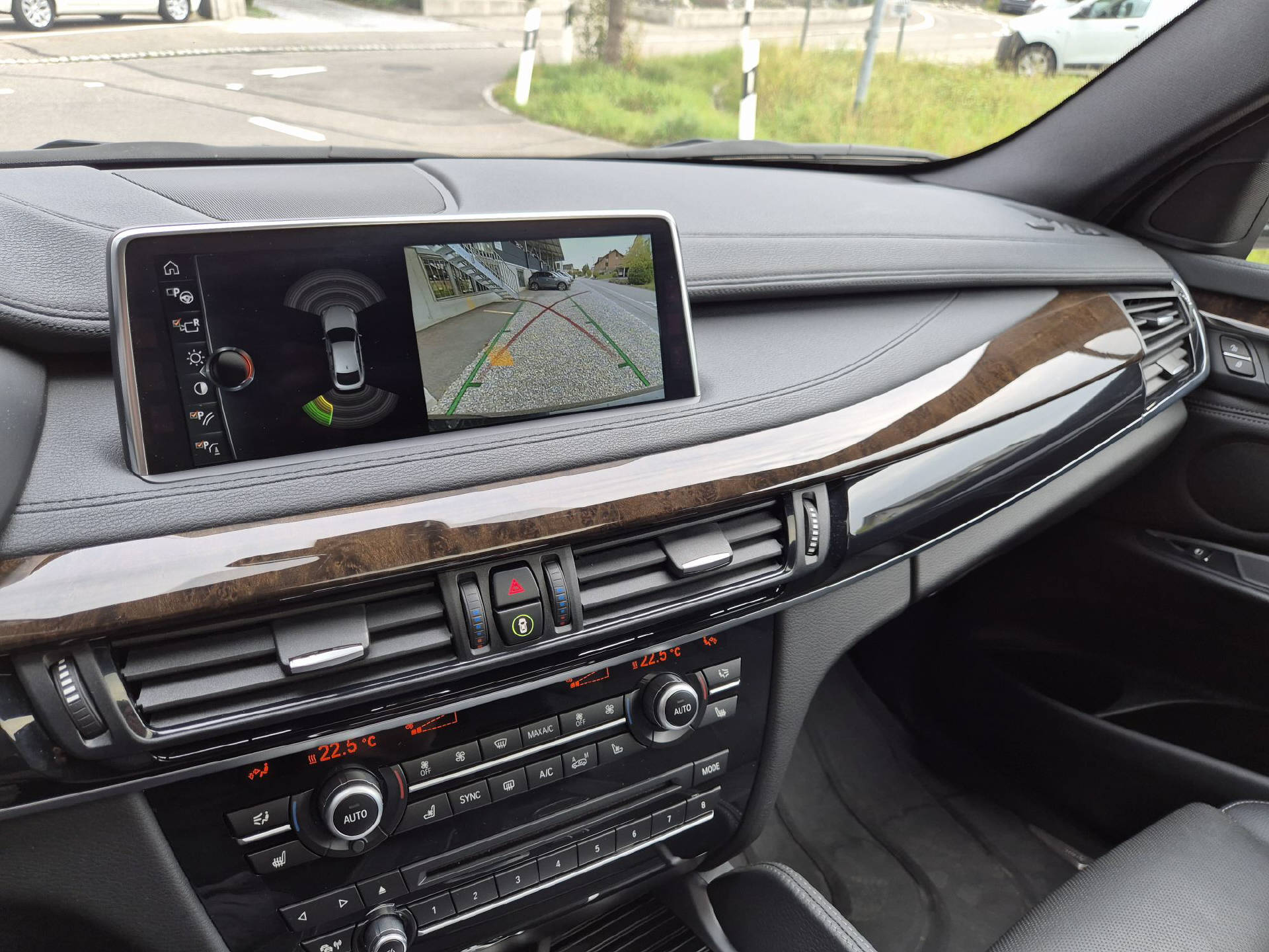 BMW X6 40d xDrive M-Sport-image-10