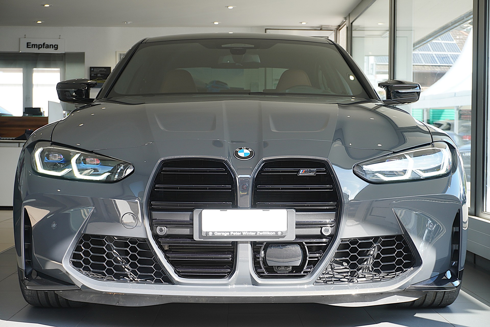 BMW M3 Competition M xDrive-showroom-element-1