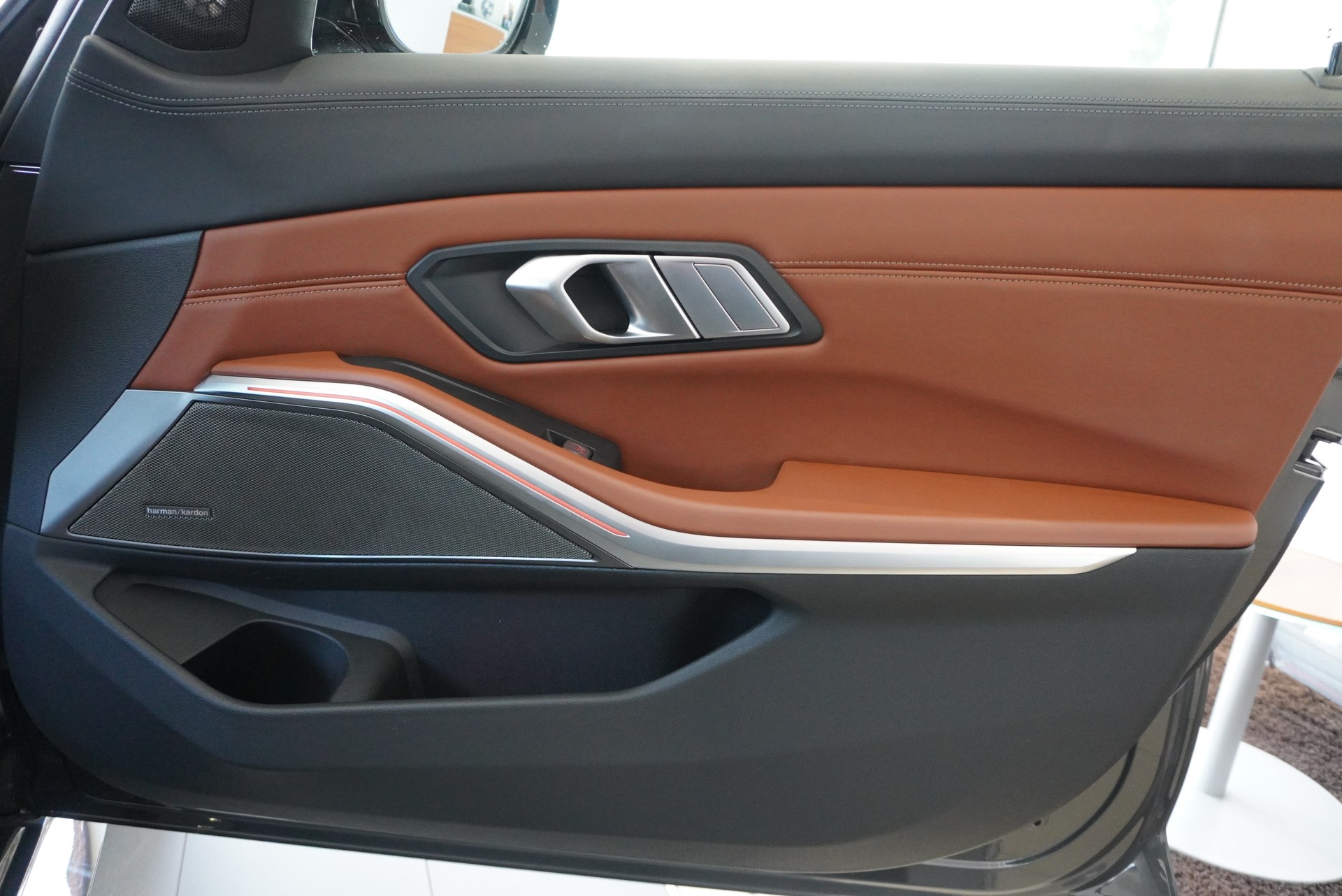BMW M3 Competition M xDrive-image-15