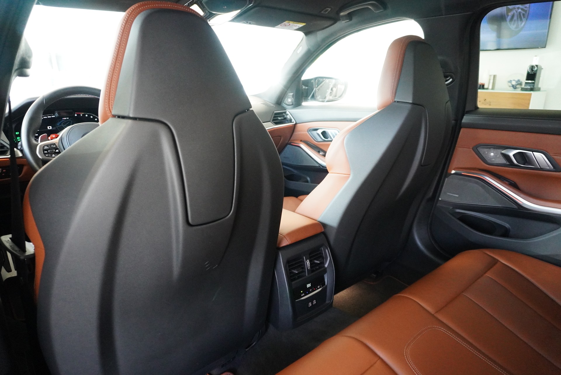 BMW M3 Competition M xDrive-image-19