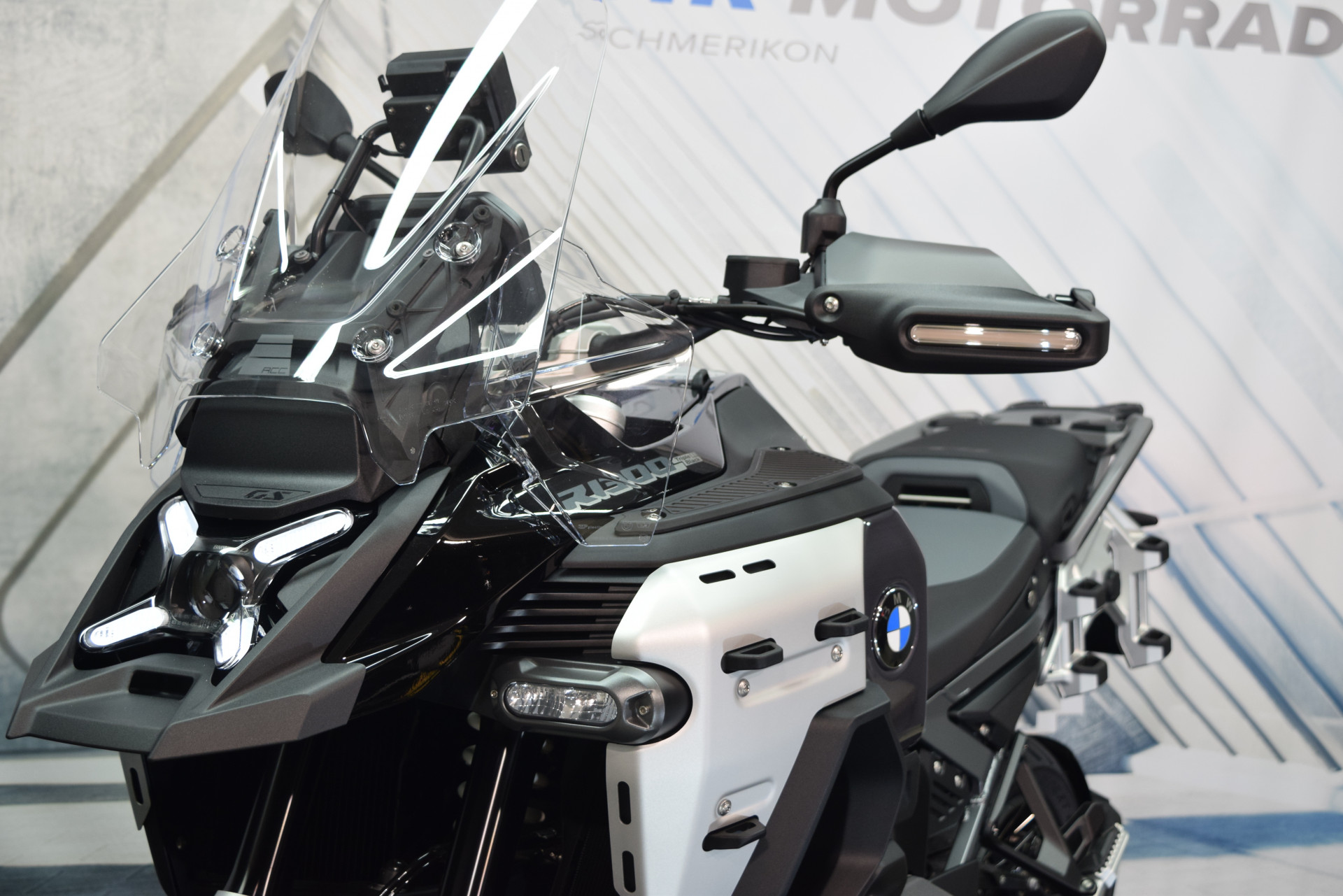 BMW R 1300 GS Adventure Tieferlegung - Sofort verfügbar!-image-9