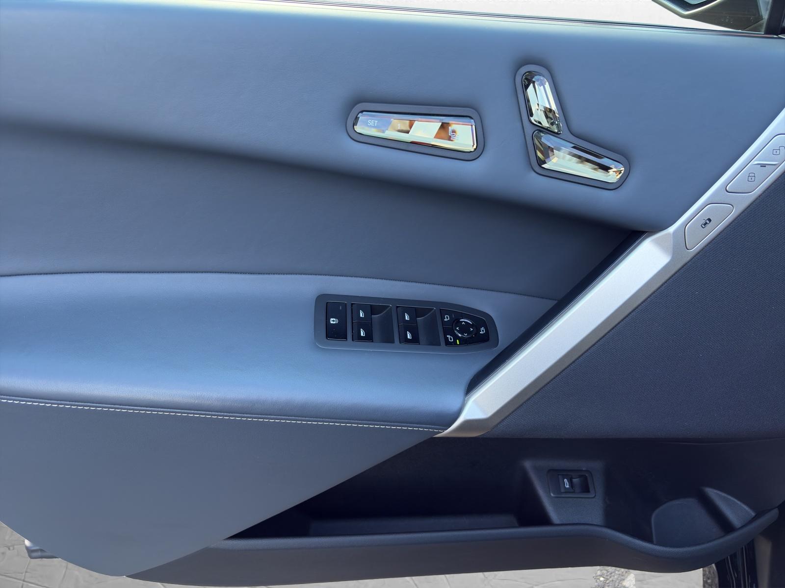 BMW iX xDrive40-image-17