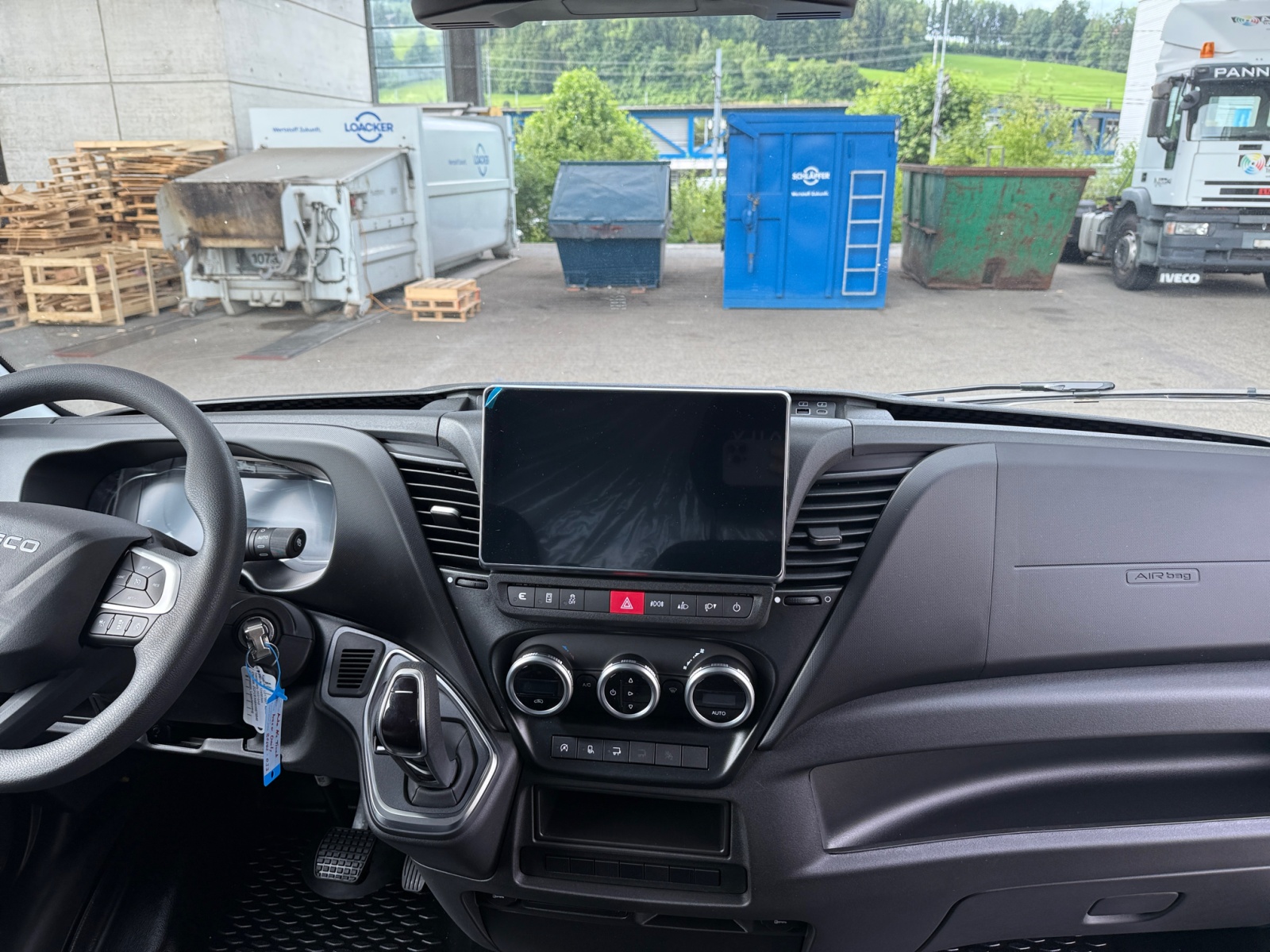 IVECO DAILY MY24 35S16A8 RS 3750 mit Koffer/Hebebühne-Aufbau-image-10
