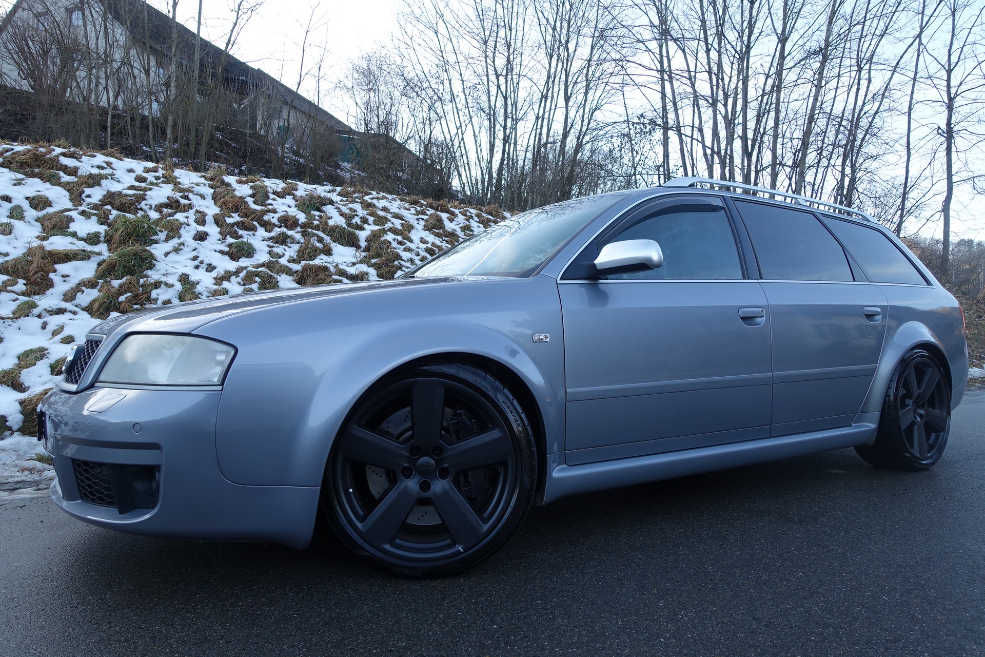 AUDI RS6 Avant quattro tiptronic-image-1
