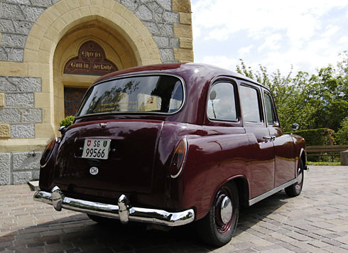 LTI Londontaxi-image-1