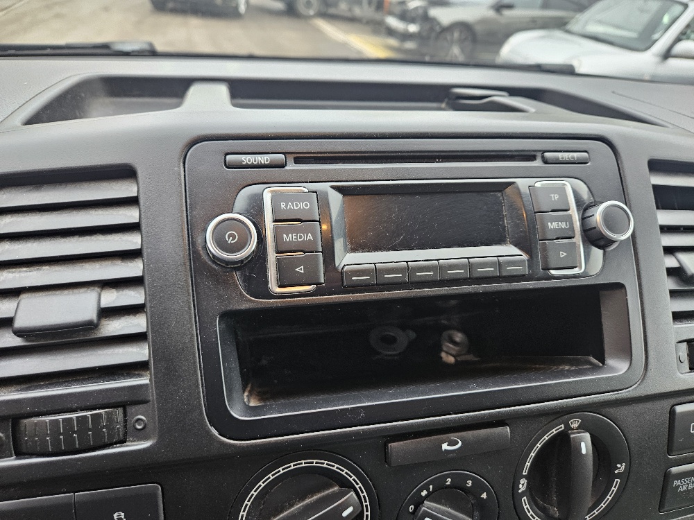 VW T5 2.0 TDI 4Motion-image-12