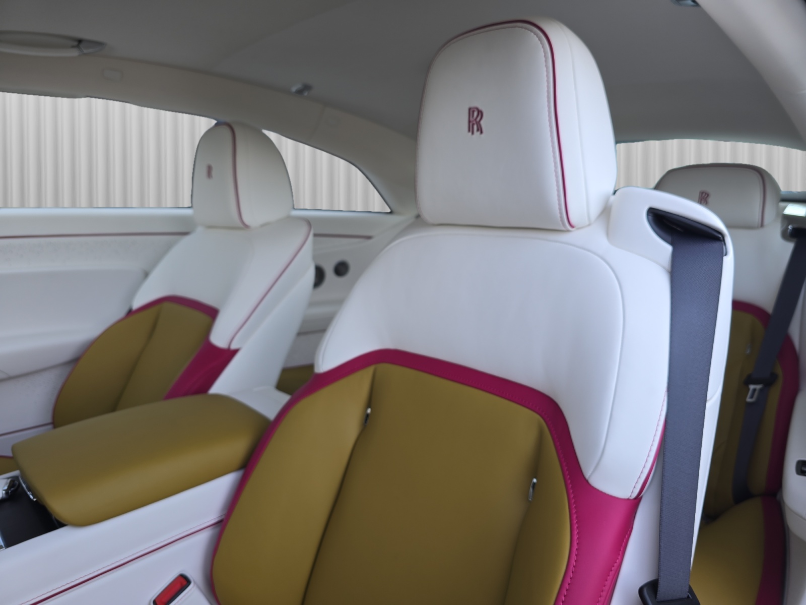 ROLLS-ROYCE SPECTRE Serie I - Demo Fahrzeug - Herstellergarantie bis März 2030-image-9