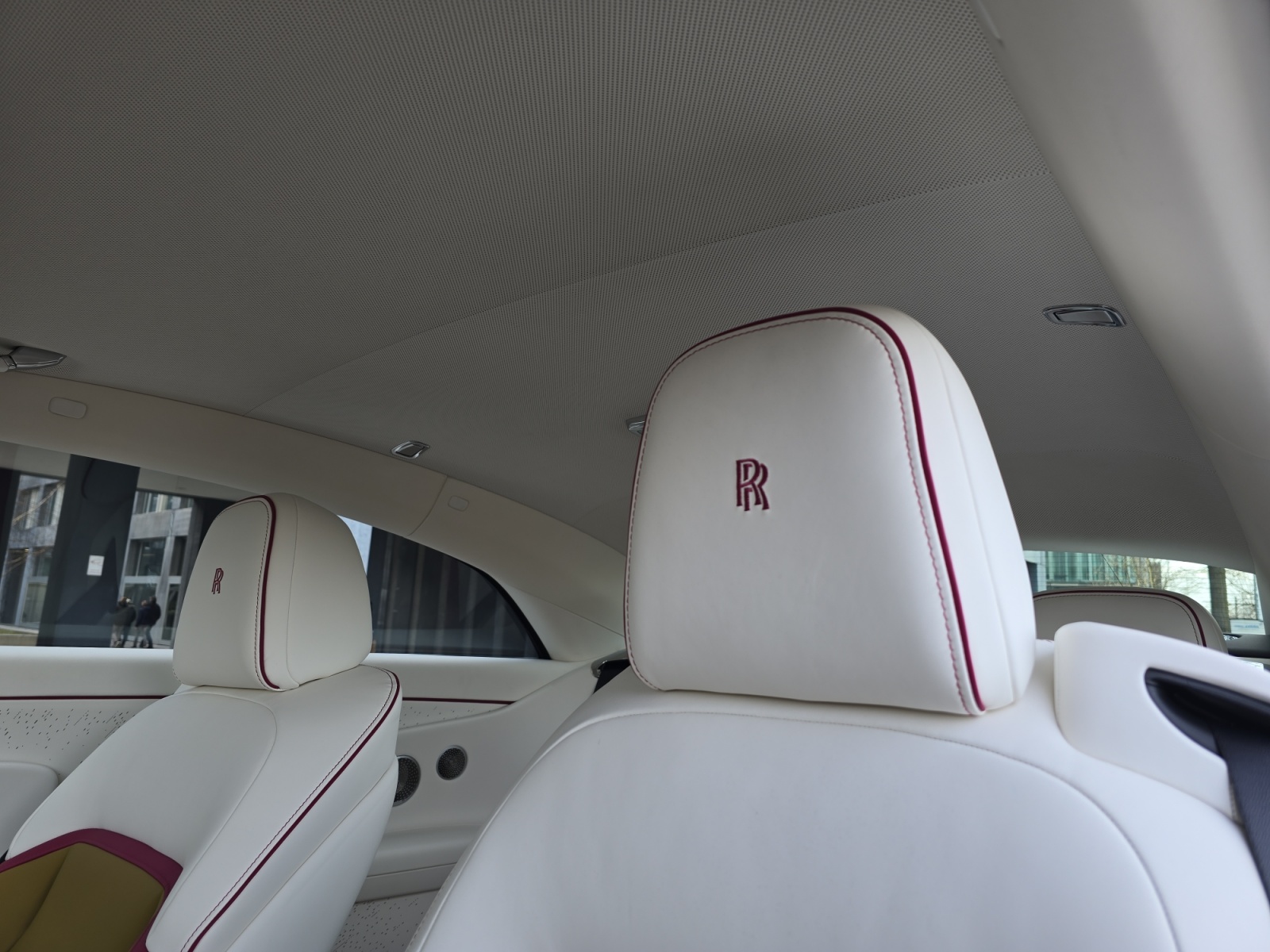 ROLLS-ROYCE SPECTRE Serie I - Demo Fahrzeug - Herstellergarantie bis März 2030-image-10
