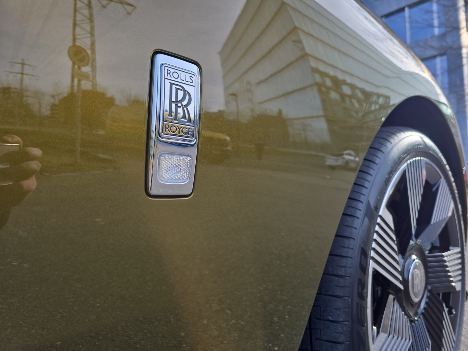ROLLS-ROYCE SPECTRE Serie I - Demo Fahrzeug - Herstellergarantie bis März 2030-image-18