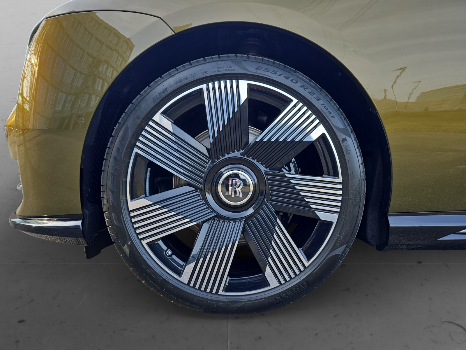 ROLLS-ROYCE SPECTRE Serie I - Demo Fahrzeug - Herstellergarantie bis März 2030-image-19