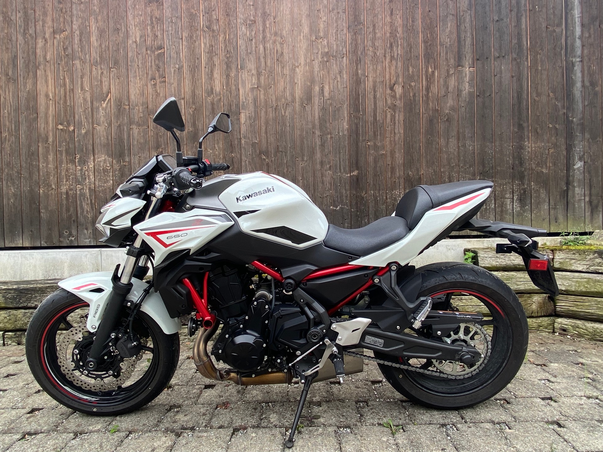 KAWASAKI Z 650 (tiefergelegt)-image-2