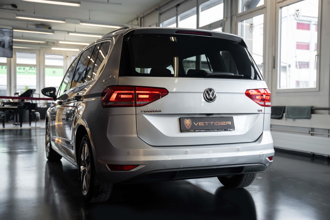 VW Touran 1.6 TDI BlueMotion Technology Comfortline DSG-showroom-element-3