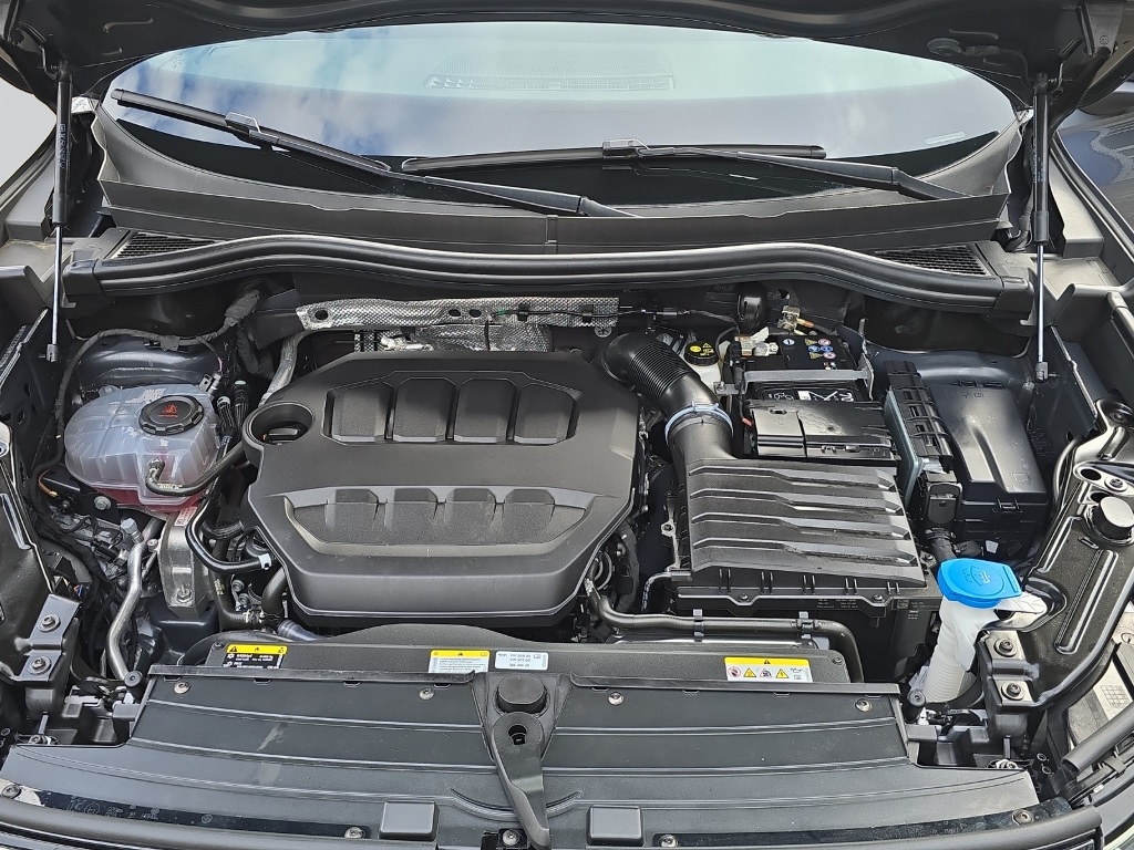 VW Tiguan 2.0 TSI R-Line DSG 4motion-image-24