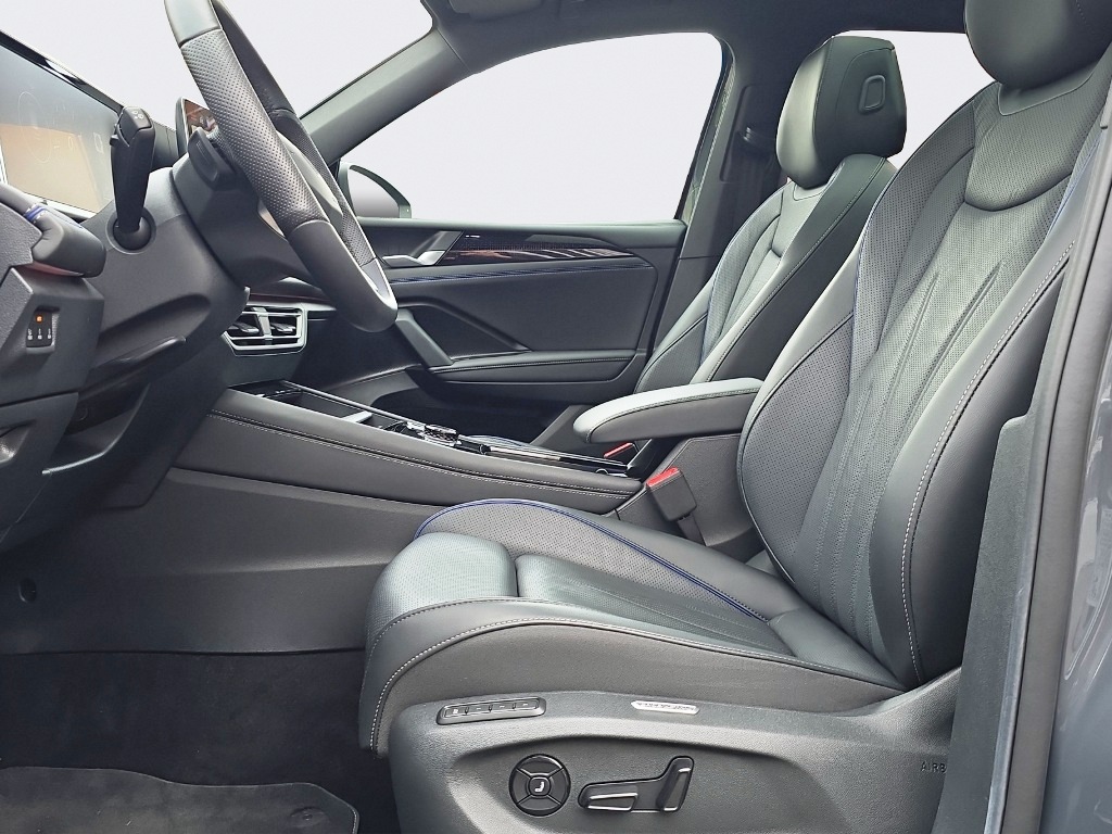 VW Tiguan 2.0 TSI R-Line DSG 4motion-image-8