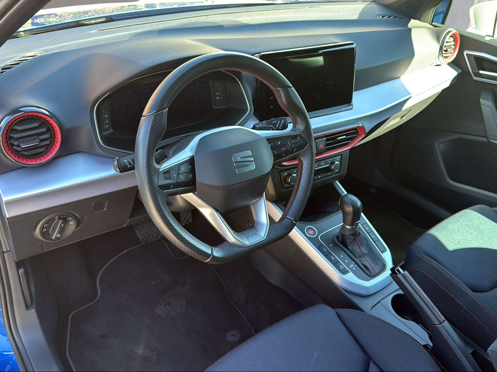 SEAT Arona 1.0 TSI Eco Hola FR DSG-image-9