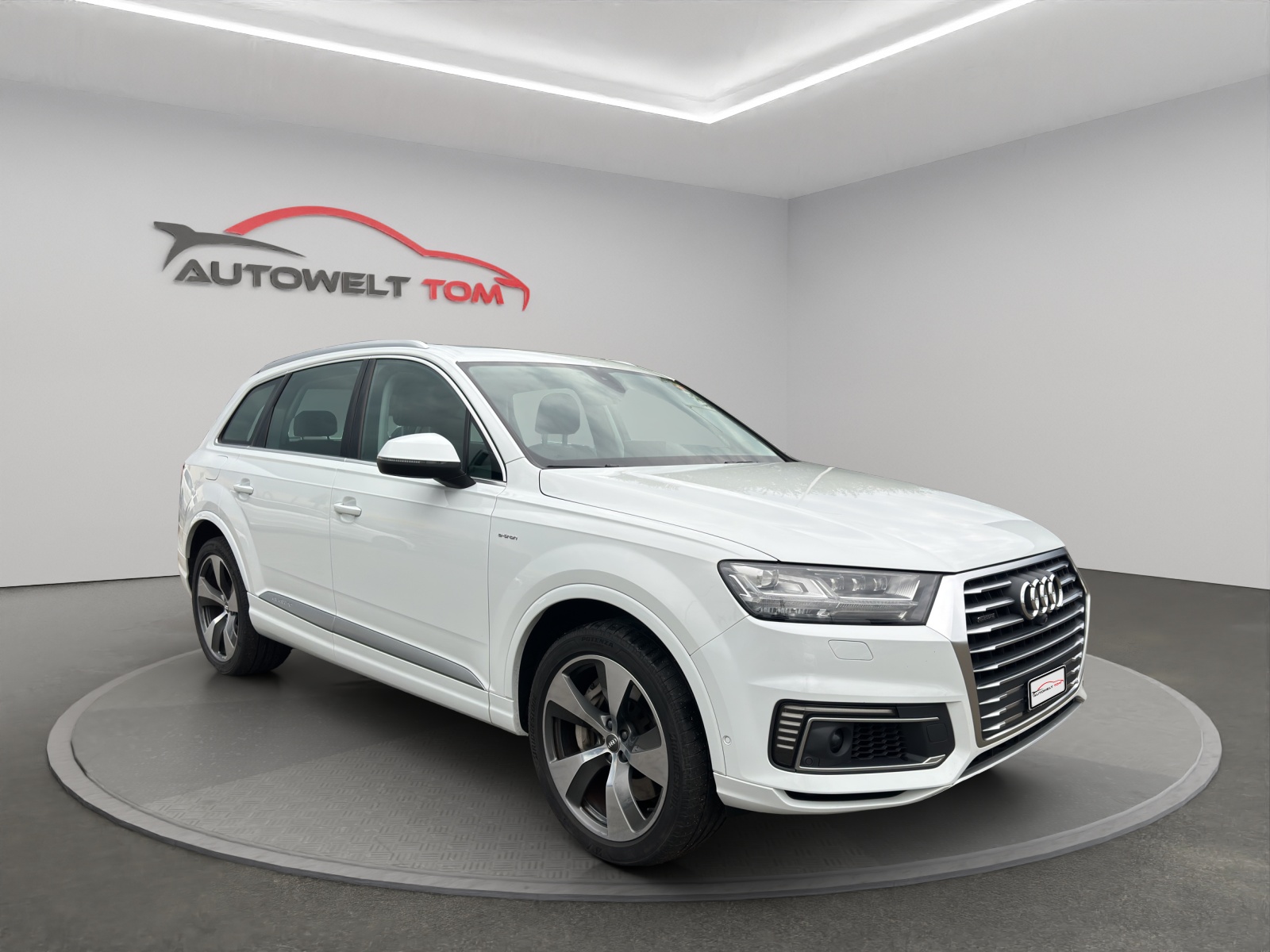 AUDI Q7 e-tron Plug-in Hybrid 3.0 TDI *Anhängerkupplung* quattro tiptronic-image-6