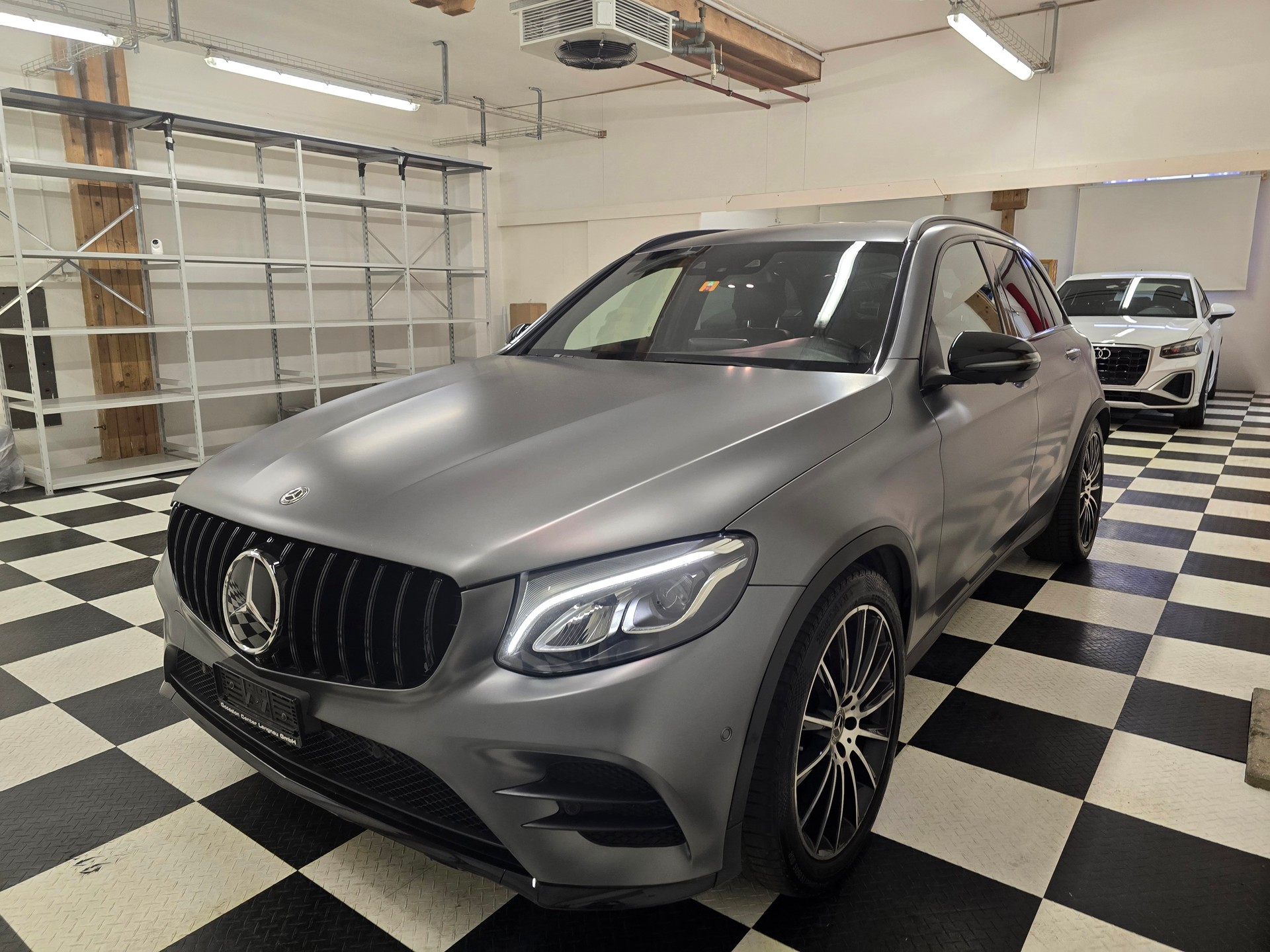 MERCEDES-BENZ GLC 250 d AMG Line 4Matic 9G-Tronic-image-3