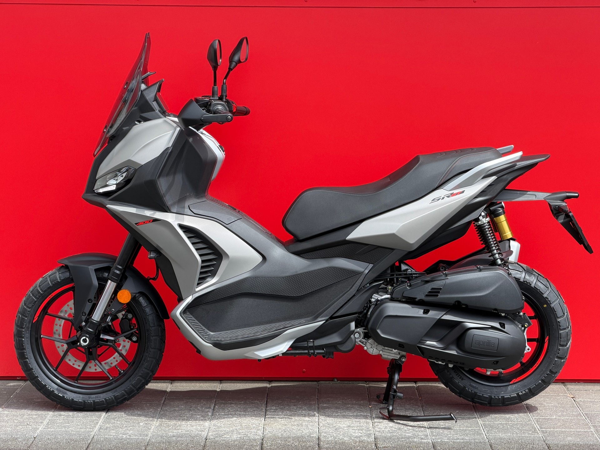 APRILIA SR 400 GT-image-3