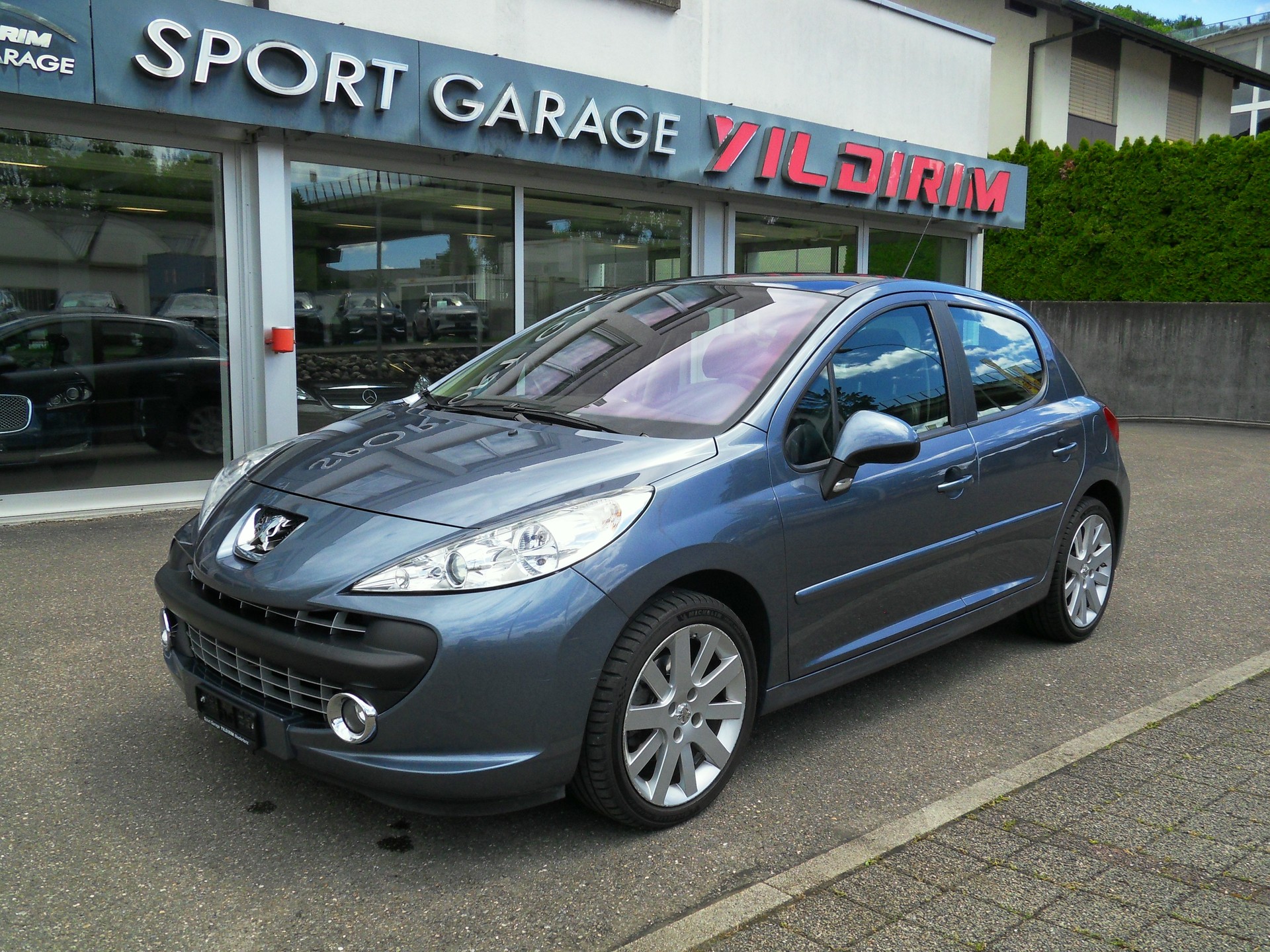 PEUGEOT 207 1.6 16V Turbo Sport