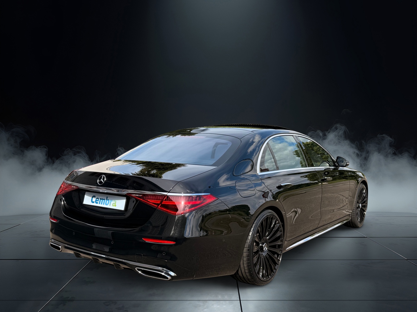 MERCEDES-BENZ S 350 d L 4Matic AMG Line Chauffeur Paket & 22Zoll-showroom-element-2