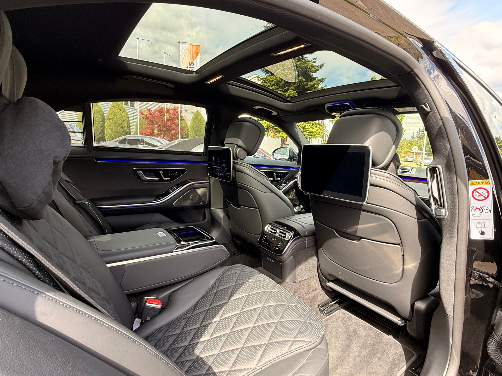 MERCEDES-BENZ S 350 d L 4Matic AMG Line Chauffeur Paket & 22Zoll-image-6