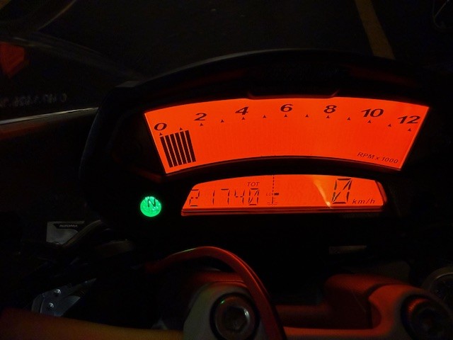 DUCATI Monster 696-image-15