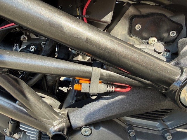 DUCATI Monster 696-image-8